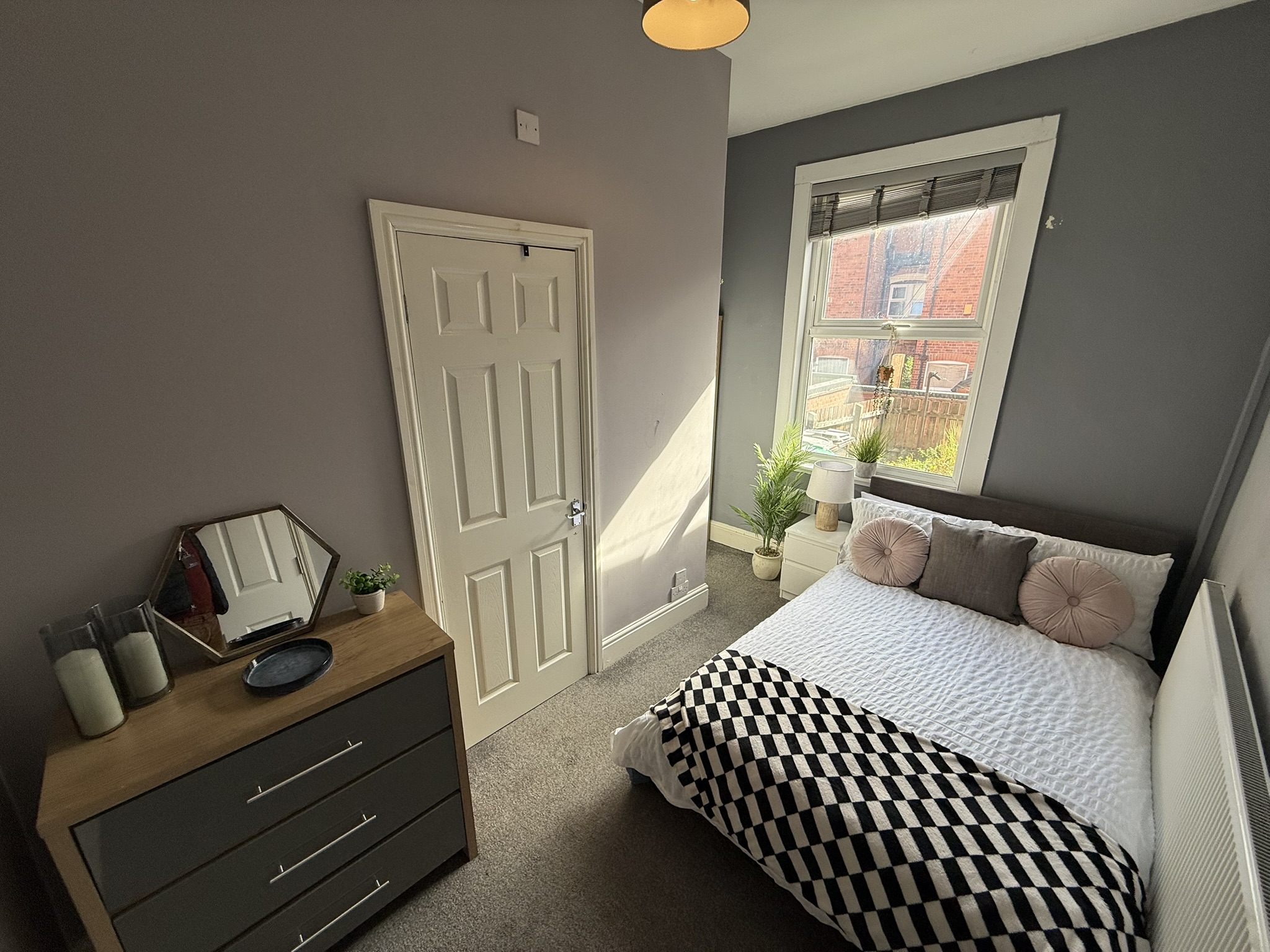 1 Bed house to Rent in Lenton | NG7 6JA - Image 3