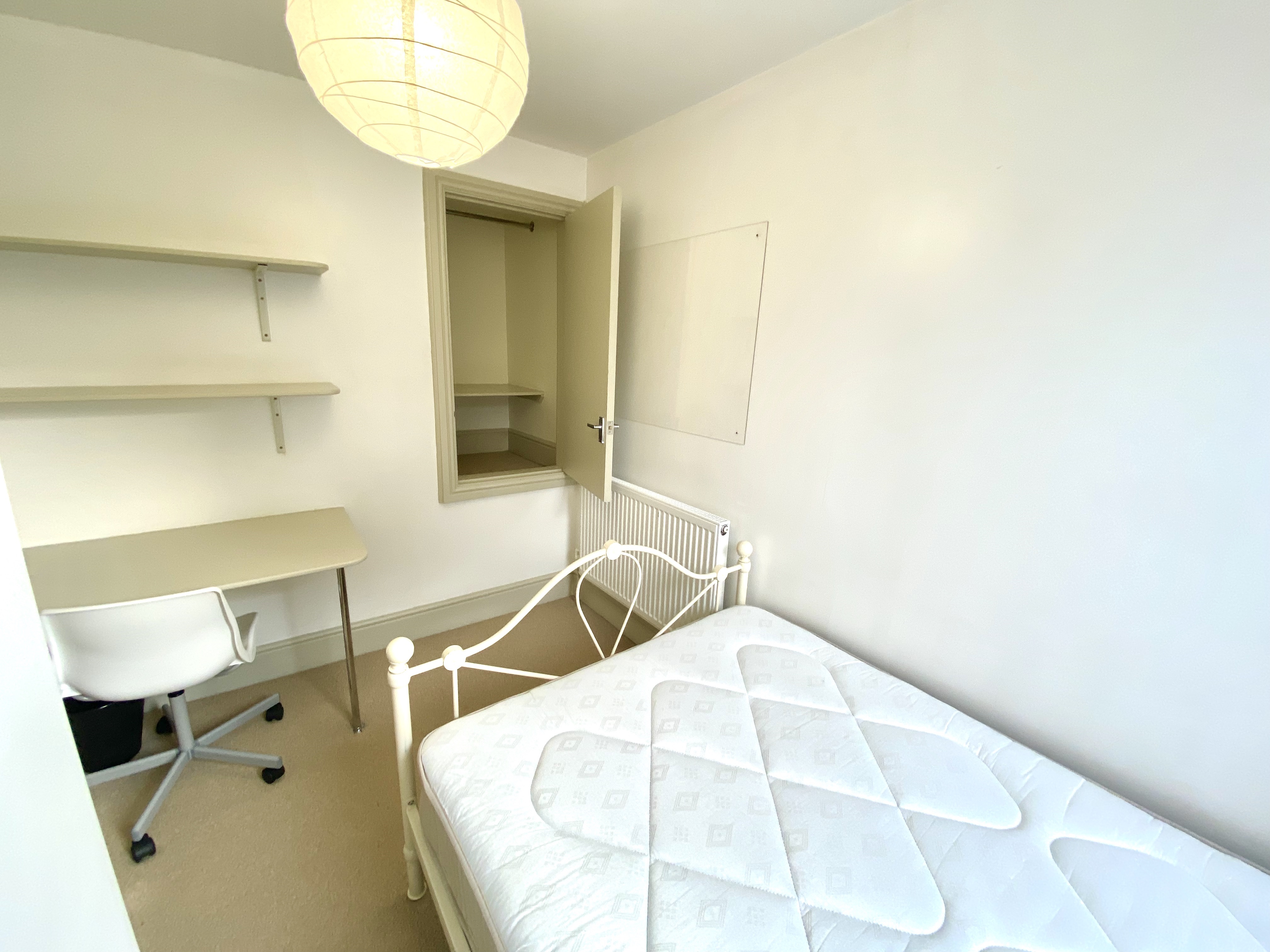 4 Bed house to Rent in Selly Oak | B29 6JR - Image 6