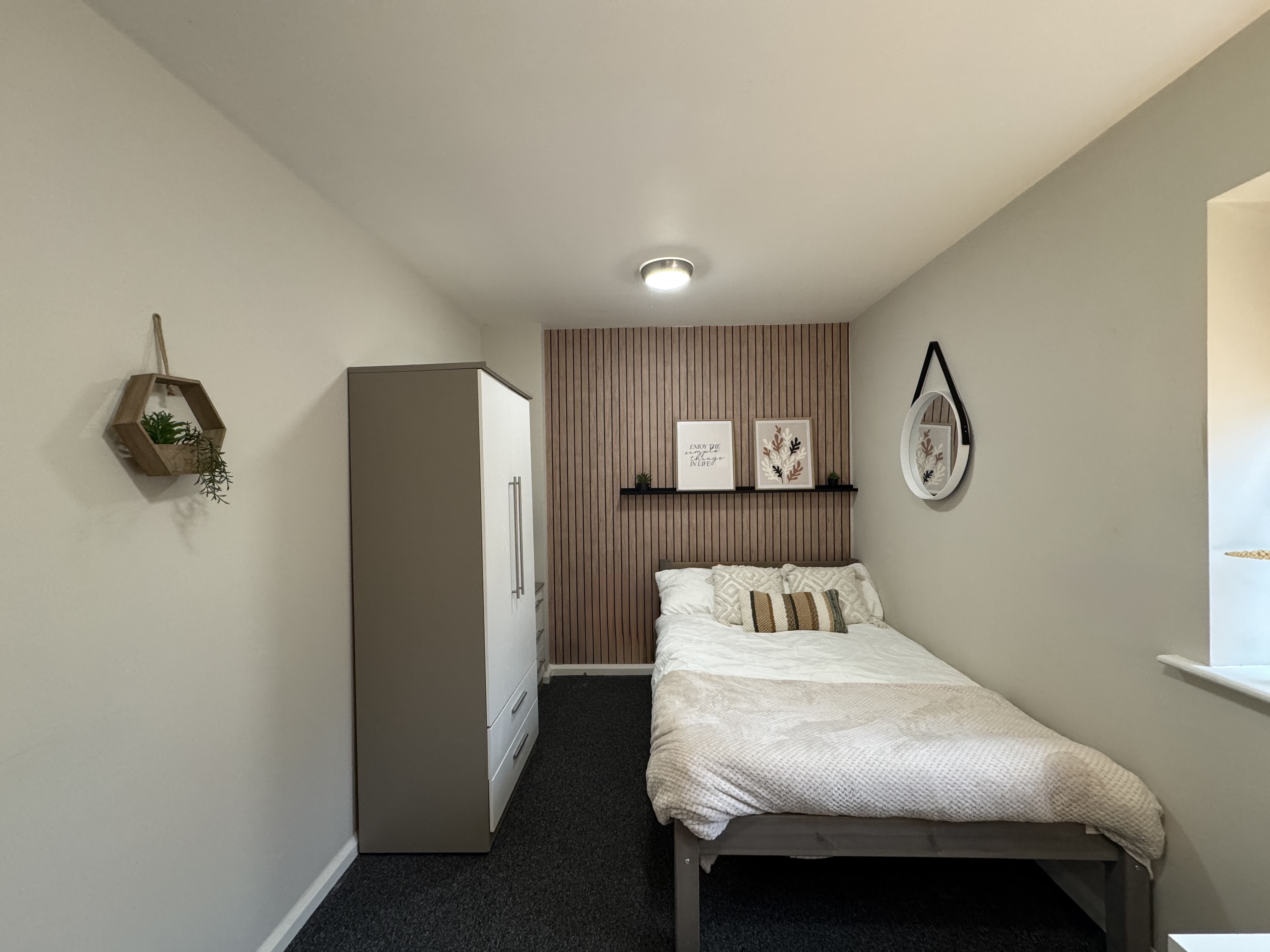 1 Bed flat to Rent in Lenton | NG7 3DD - Image 1