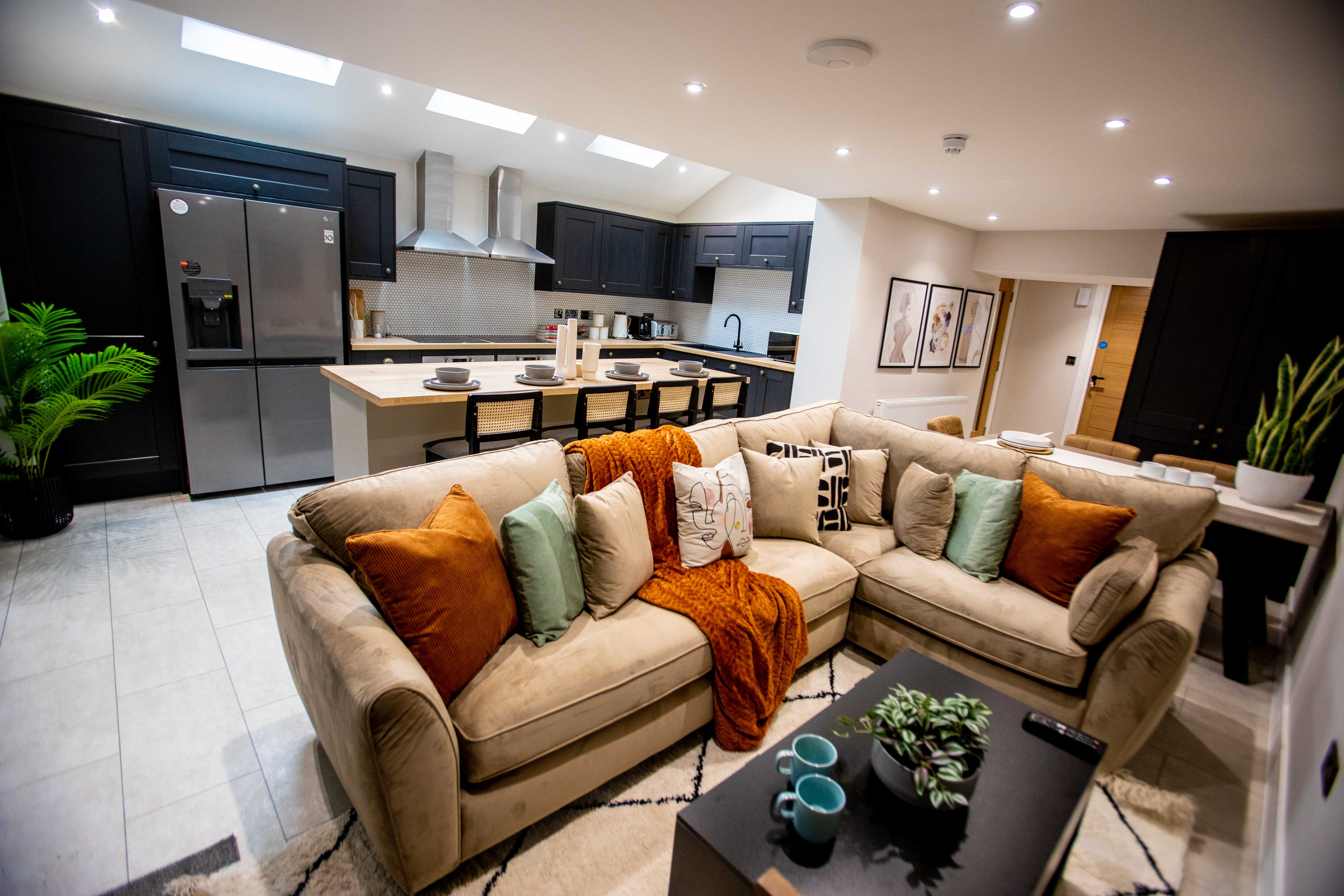 1 Bed house to Rent in Fishponds | BS16 2ER - Image 3