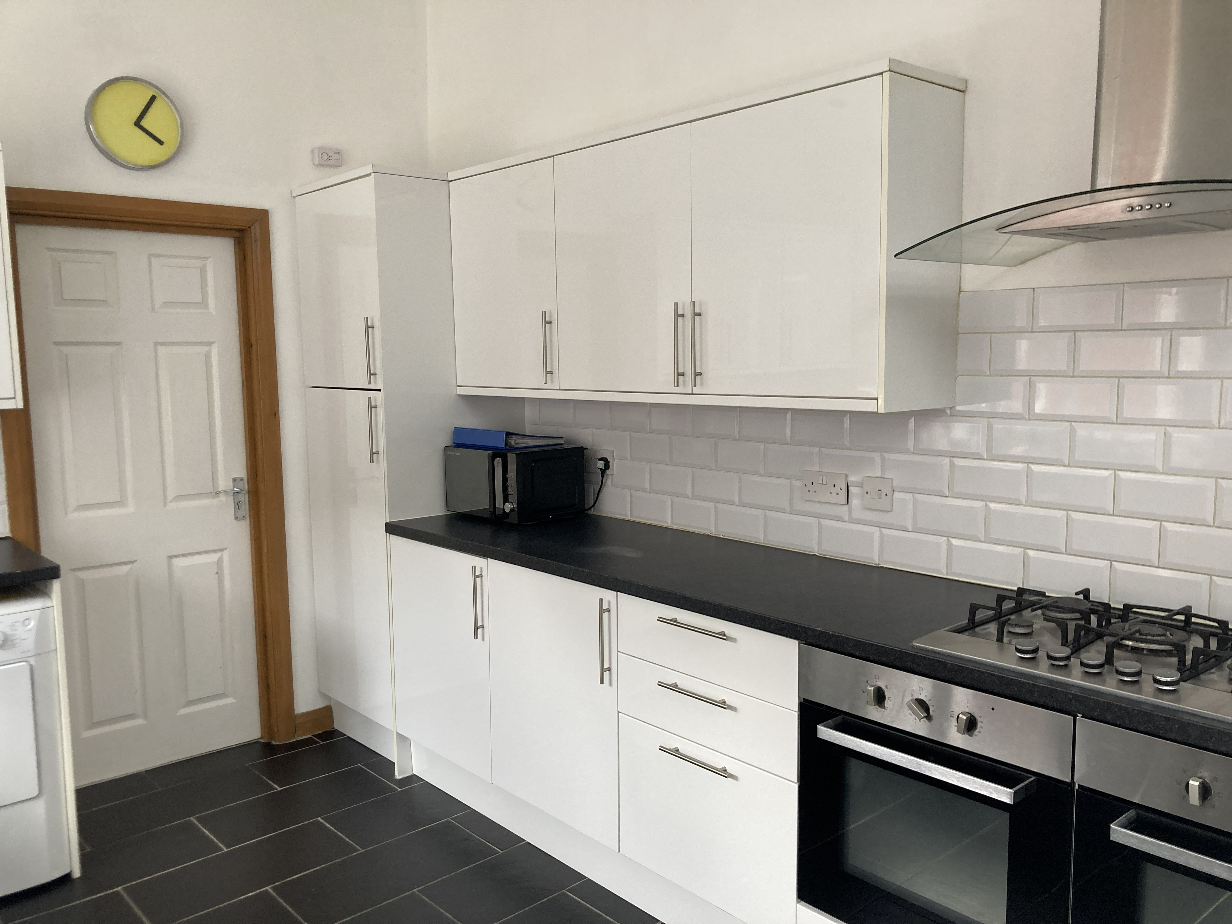 7 Bed house to Rent in Selly Oak | B29 6DR - Image 2