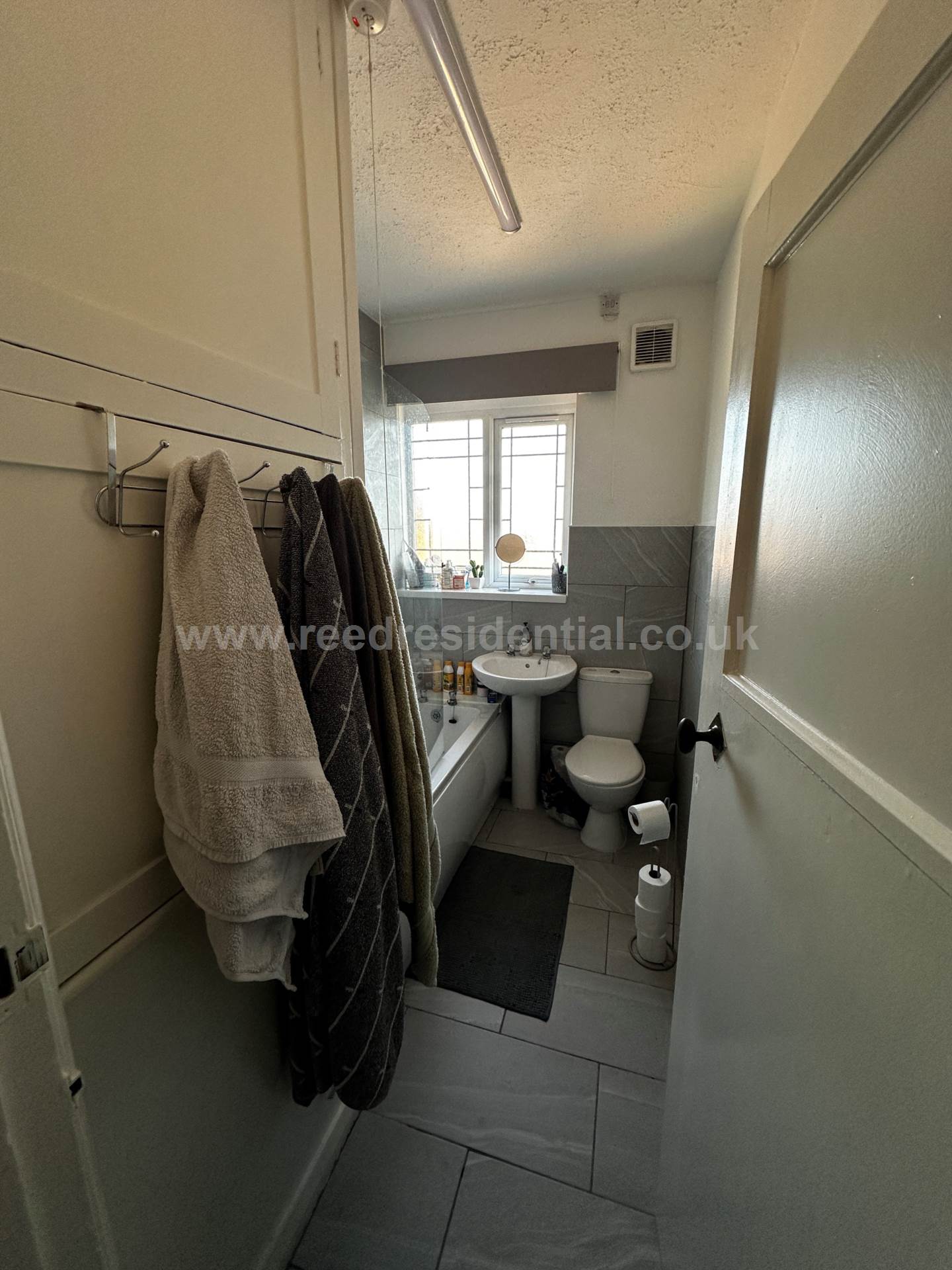 2 Bed flat to Rent in 201 Gibbins Rd | B29 6NH - Image 5