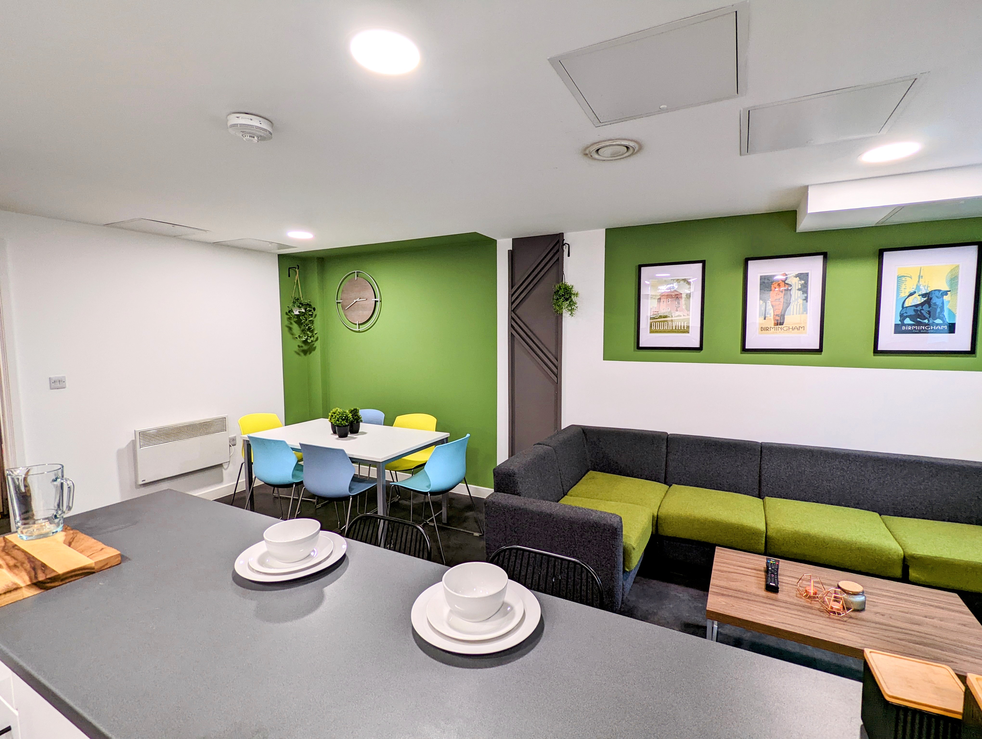 1 Bed flat to Rent in Five Ways | B15 1PL - Image 1