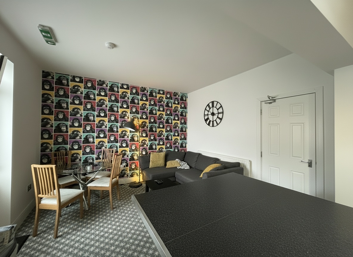 5 Bed house to Rent in Dunkirk | NG7 2JR - Image 2