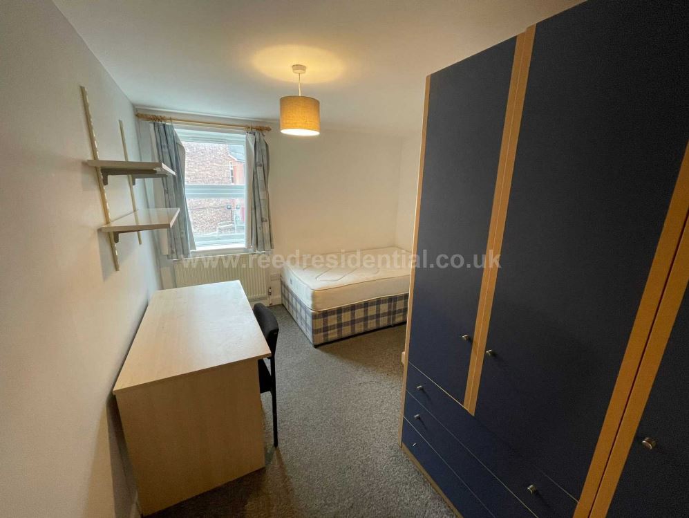 4 Bed flat to Rent in Lenton | NG7 1HP - Image 6