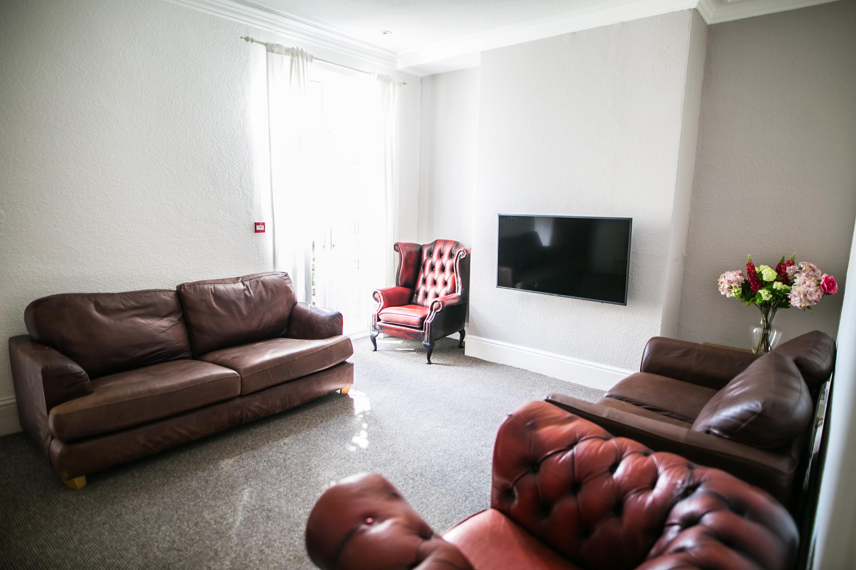 6 Bed house to Rent in Edgbaston | B16 9DP - Image 1