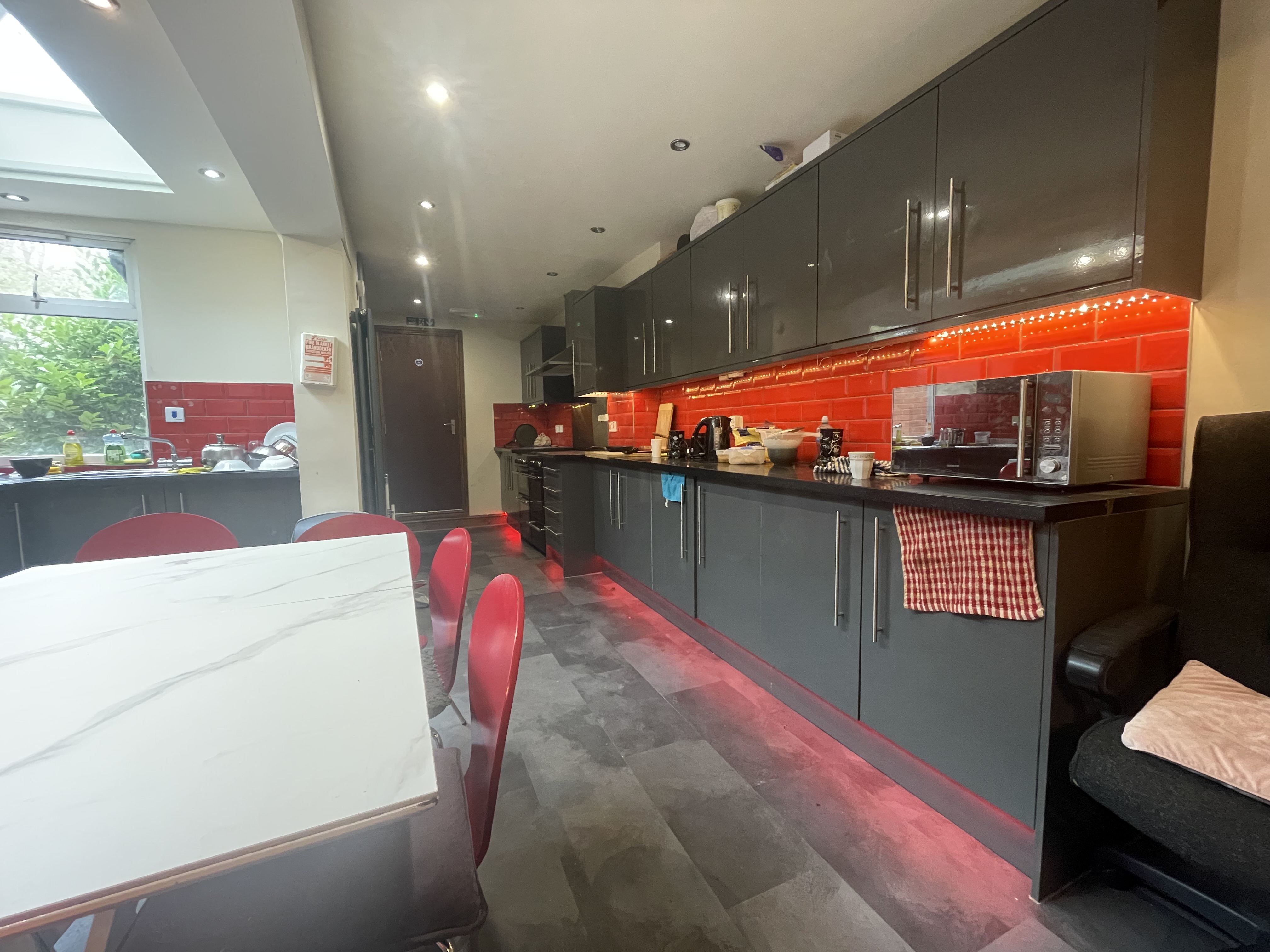 7 Bed house to Rent in Selly Oak | B29 6DA - Image 3