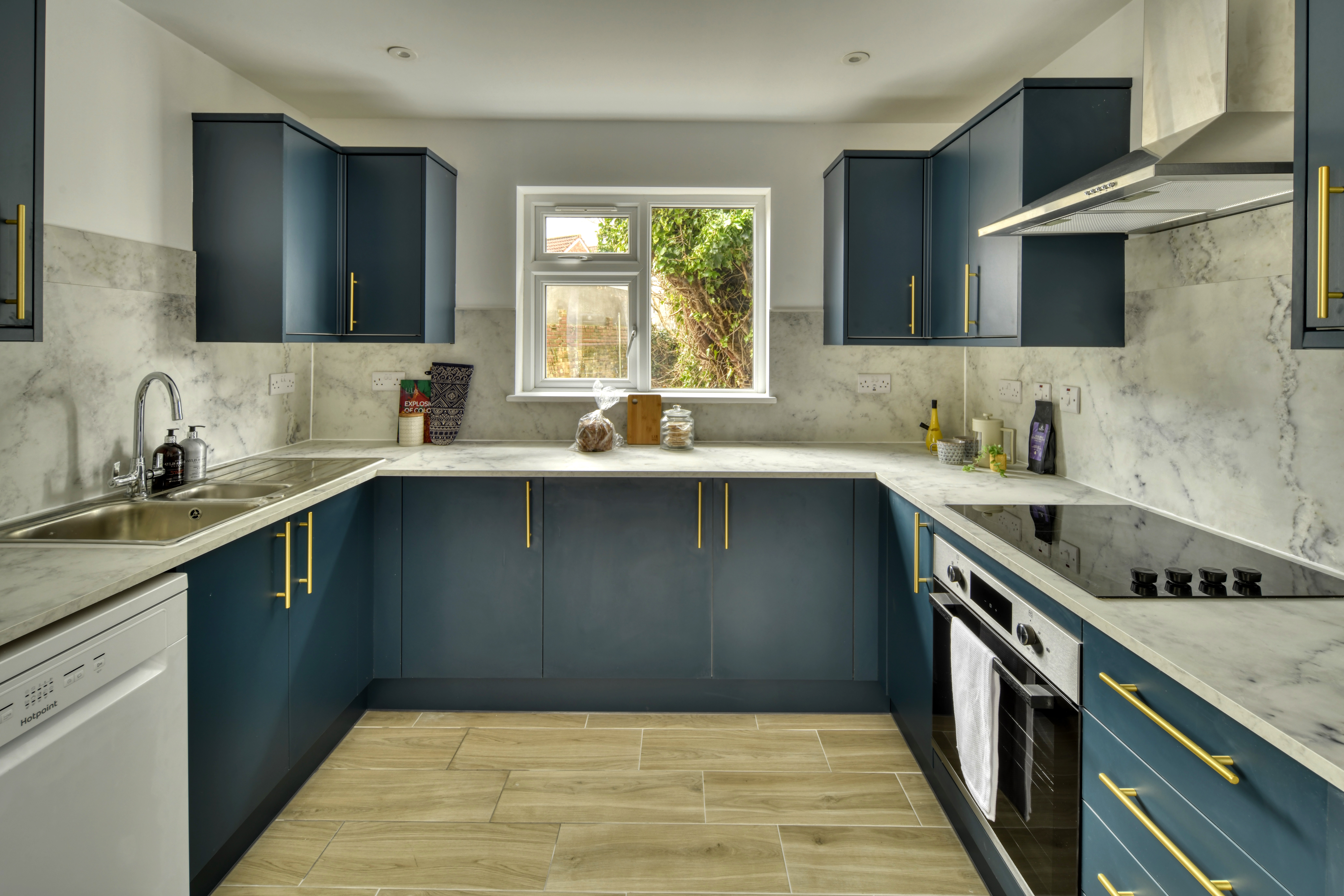 5 Bed house to Rent in Kingswood | BS15 1RT - Image 1