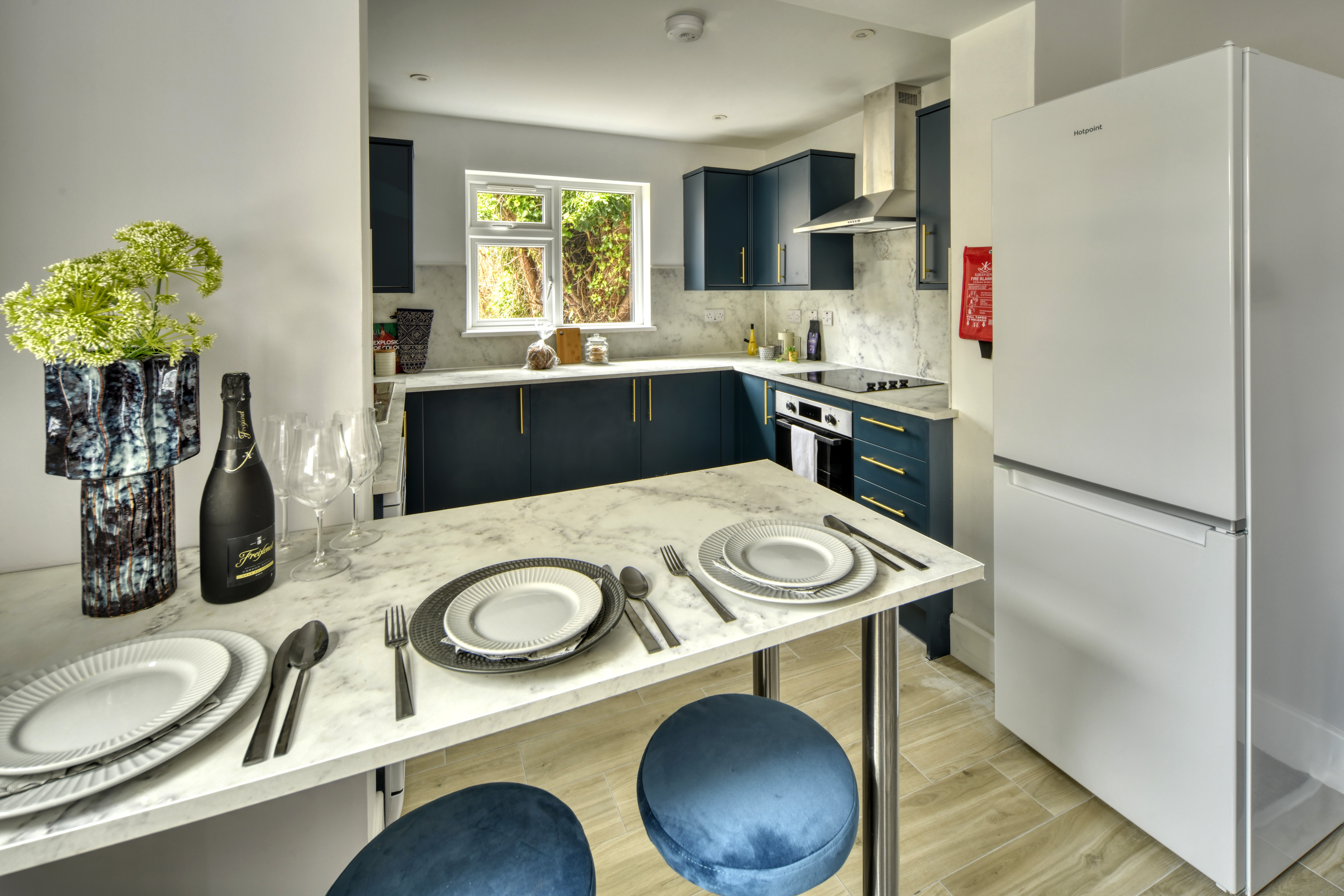 5 Bed house to Rent in Kingswood | BS15 1RT - Image 3