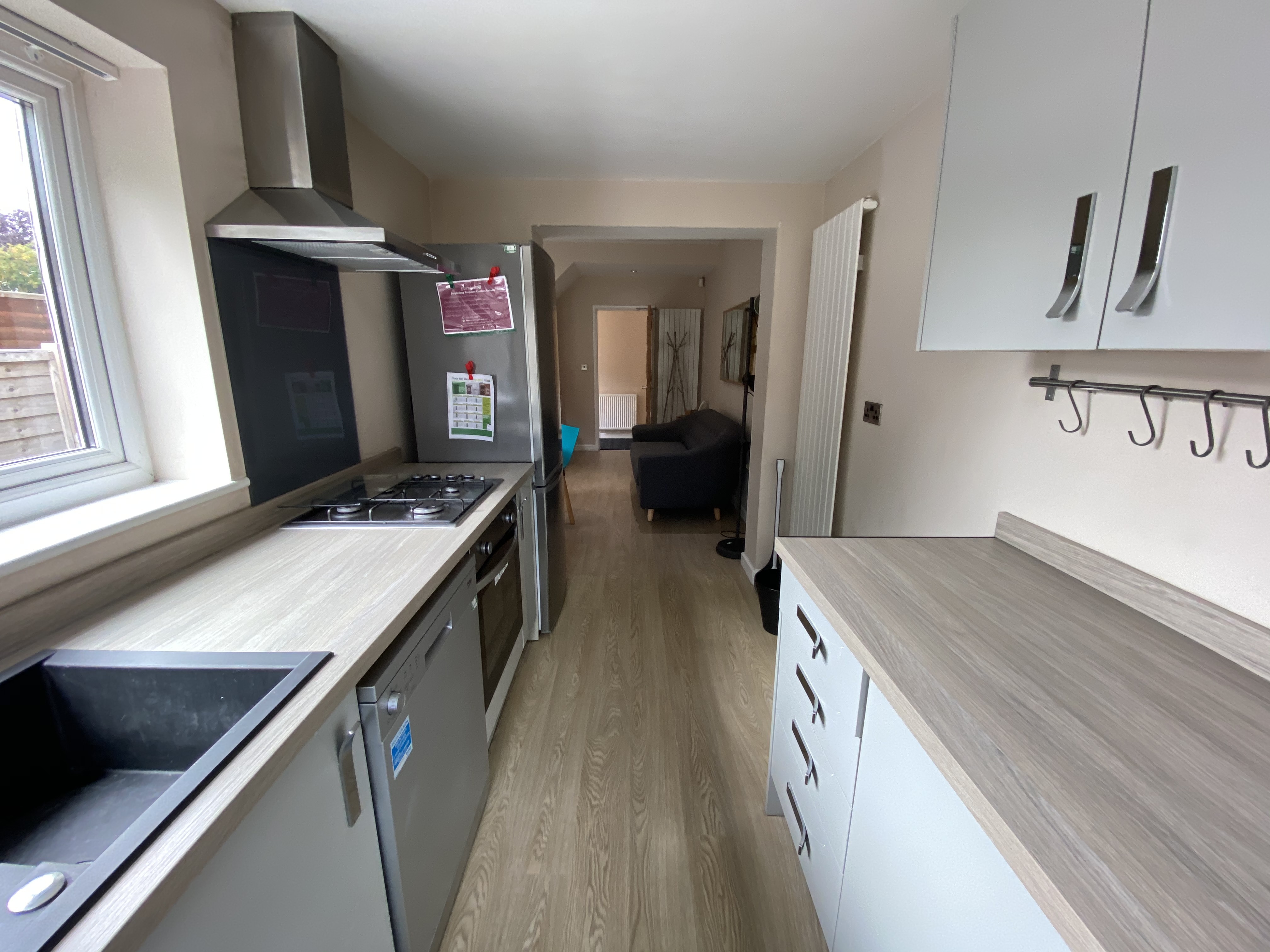 5 Bed house to Rent in Dunkirk | NG7 2LE - Image 3