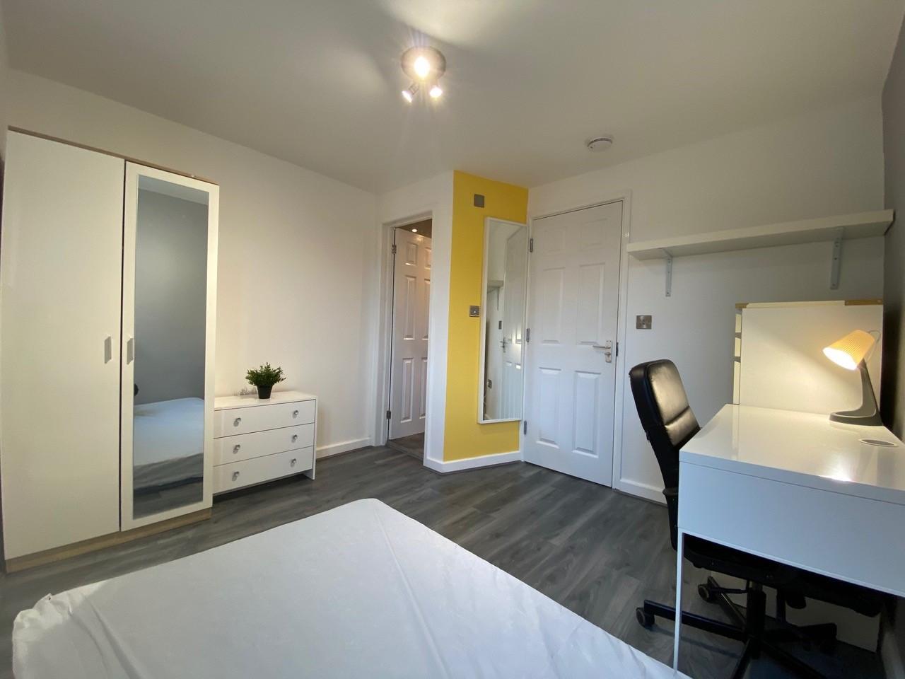 6 Bed house to Rent in Selly Oak | B29 6AH - Image 3