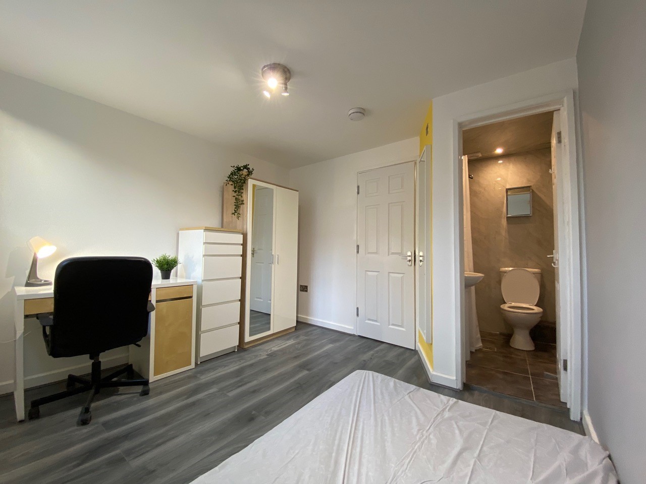 6 Bed house to Rent in Selly Oak | B29 6AH - Image 4