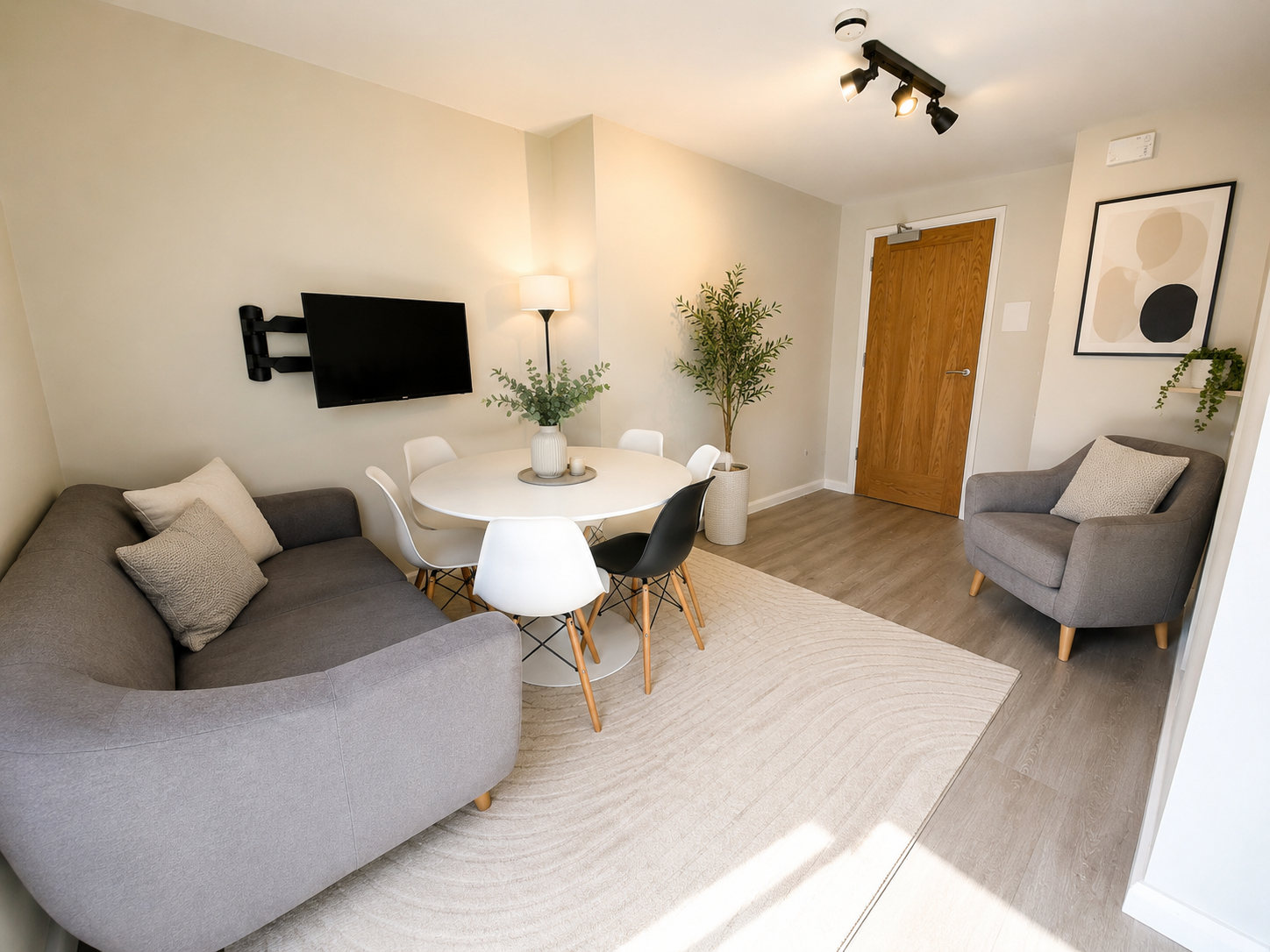 1 Bed flat to Rent in Lenton | NG7 3DD - Image 1