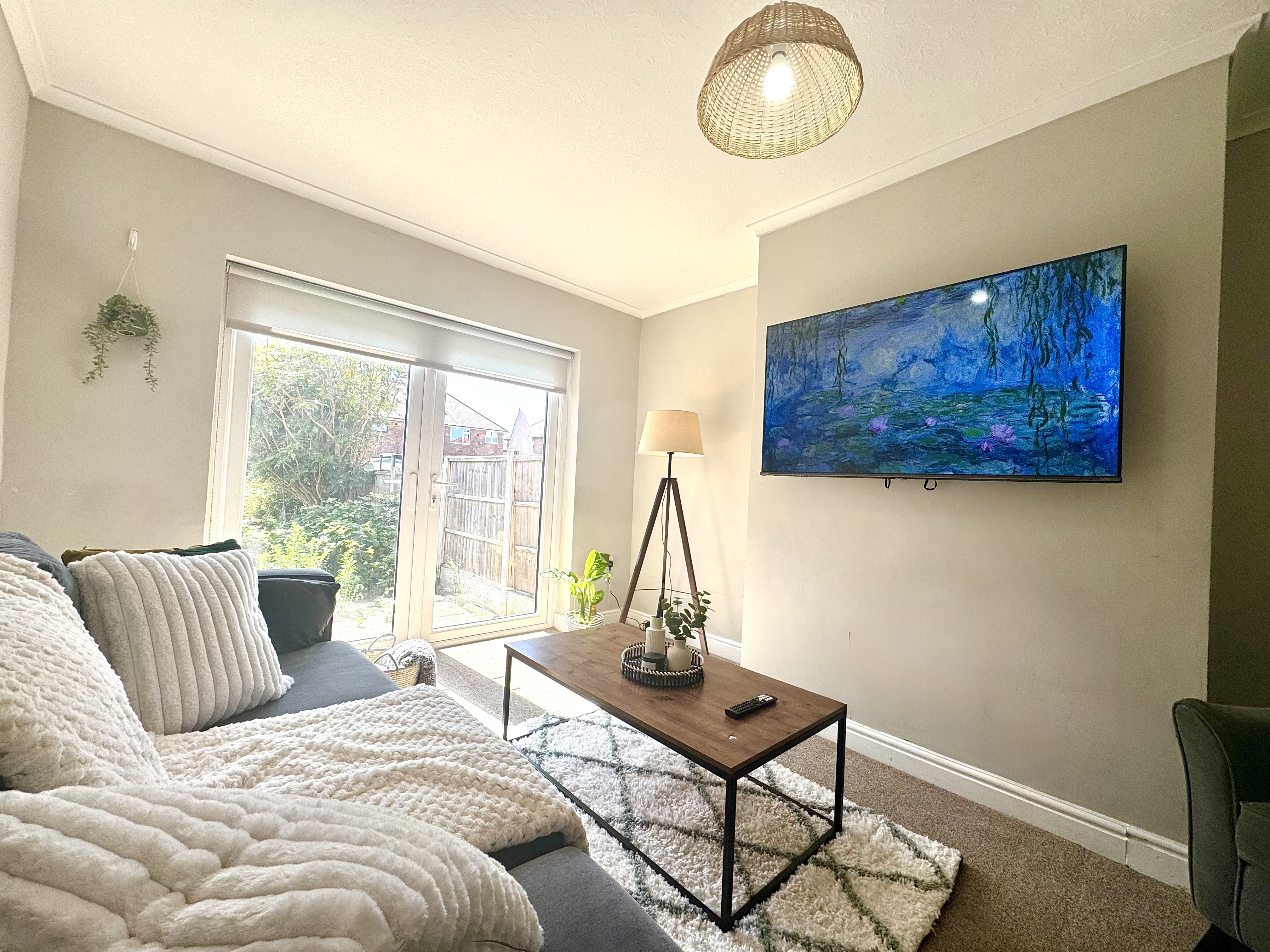 4 Bed house to Rent in Beeston | NG9 1PW - Image 2