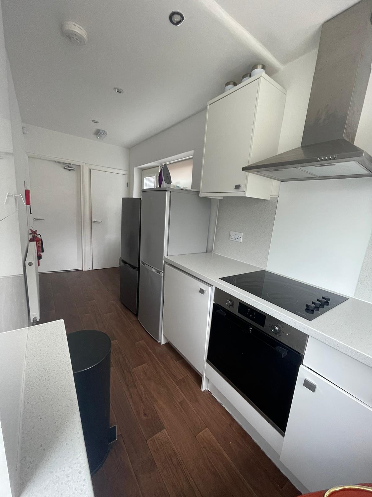4 Bed house to Rent in Beeston | NG9 1PW - Image 5