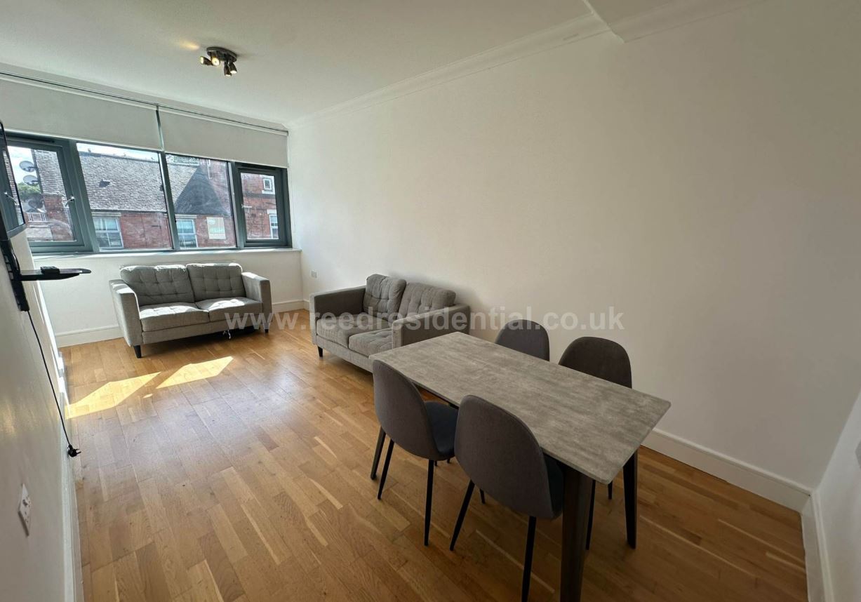 4 Bed flat to Rent in Lenton | NG7 2HE - Image 1