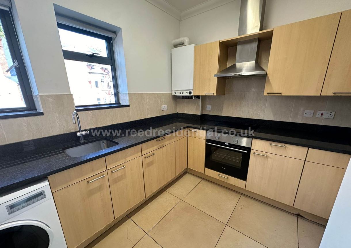 4 Bed flat to Rent in Lenton | NG7 2HE - Image 4