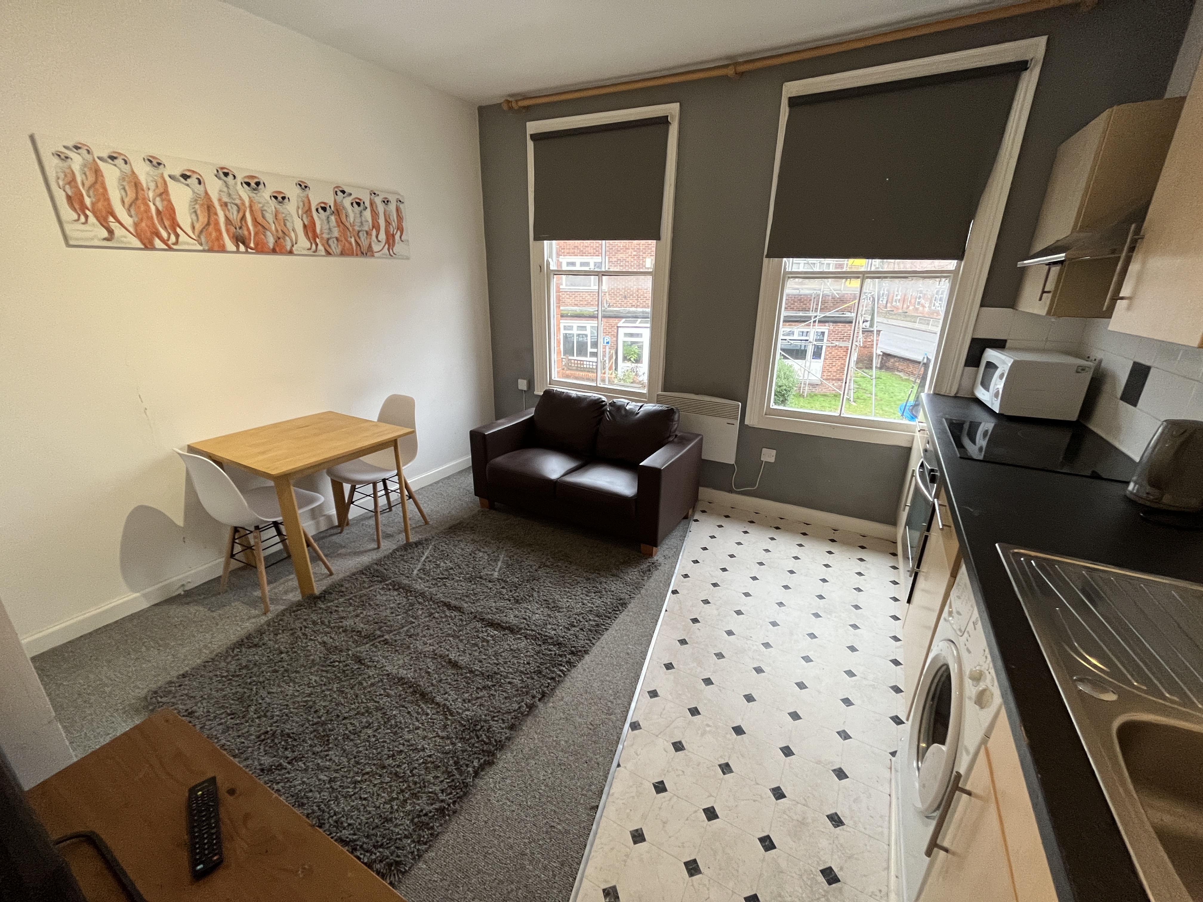 2 Bed house to Rent in Arboretum | NG7 4AH - Image 3