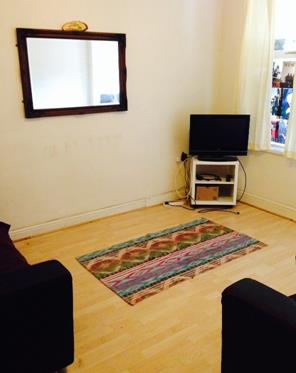 6 Bed house to Rent in Lenton |  NG7 1PY - Image 2