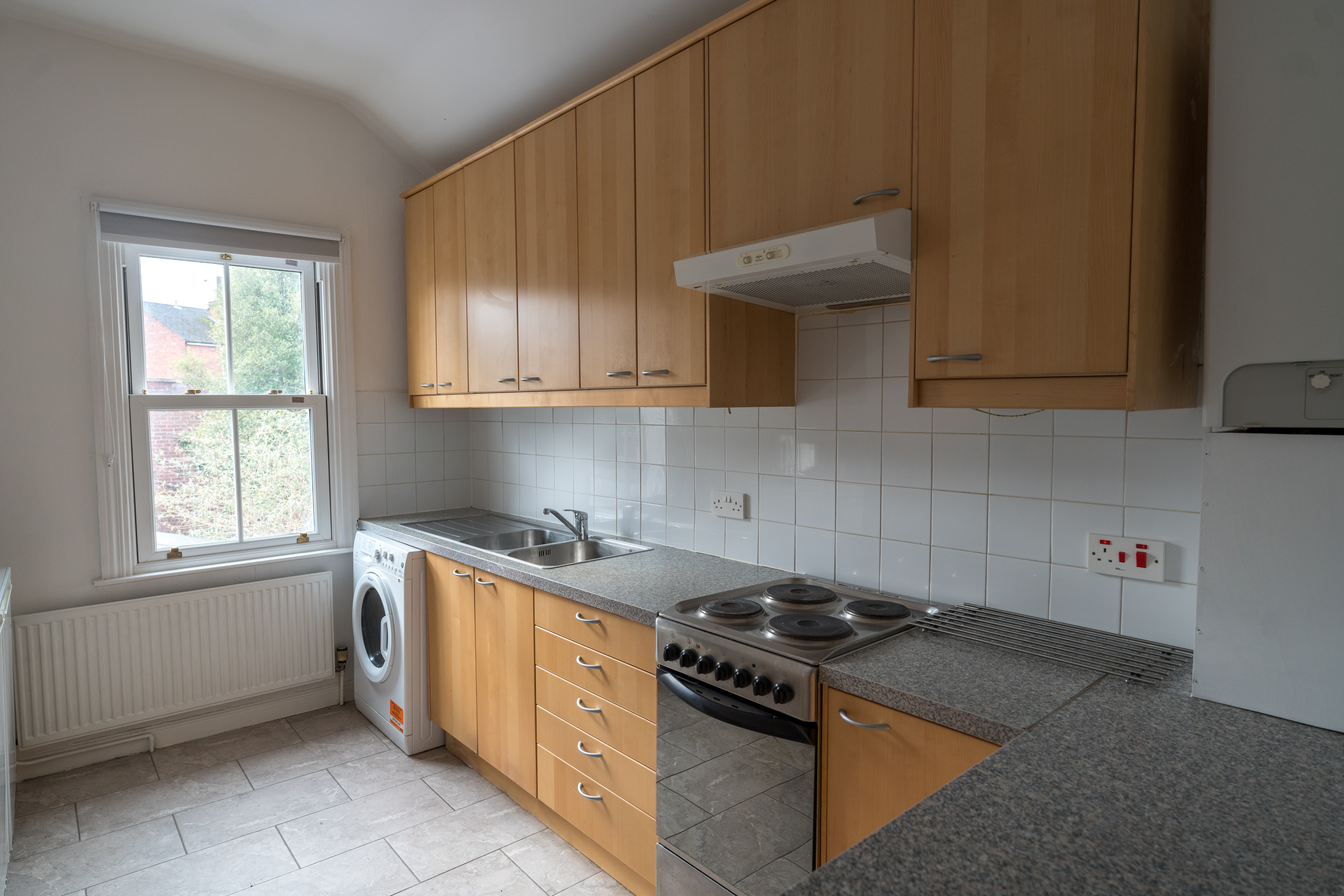 1 Bed flat to Rent in Harborne | B17 9LT - Image 3