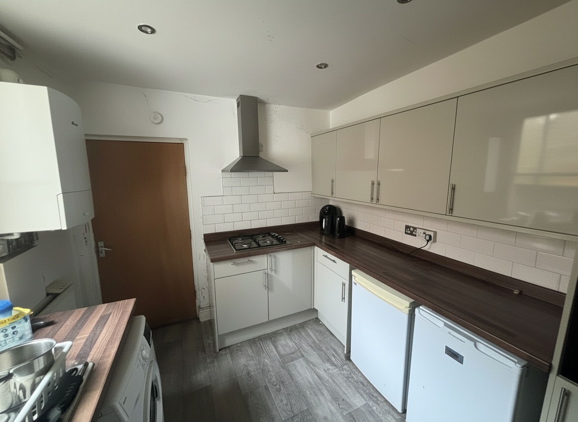 5 Bed house to Rent in The Park | NG7 1DL - Image 2