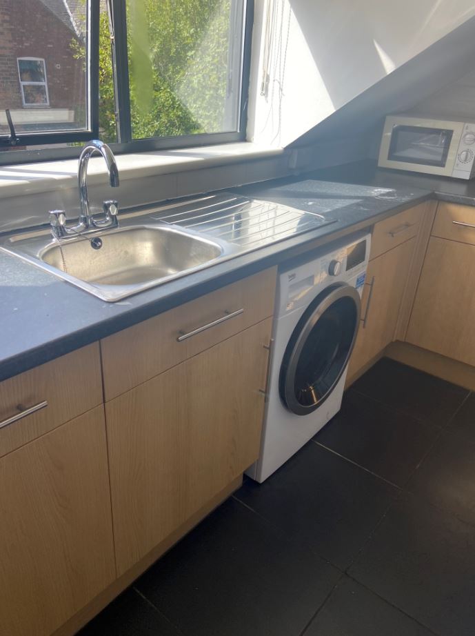 5 Bed house to Rent in Arboretum | NG7 4DW - Image 4