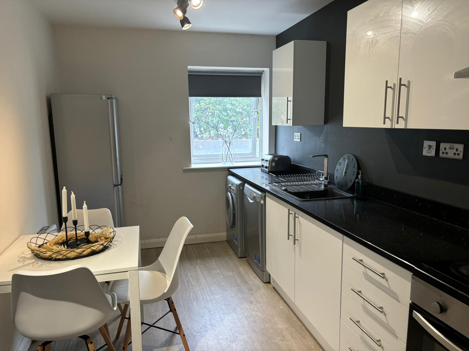 1 Bed flat to Rent in Lenton | NG7 3DD - Image 3