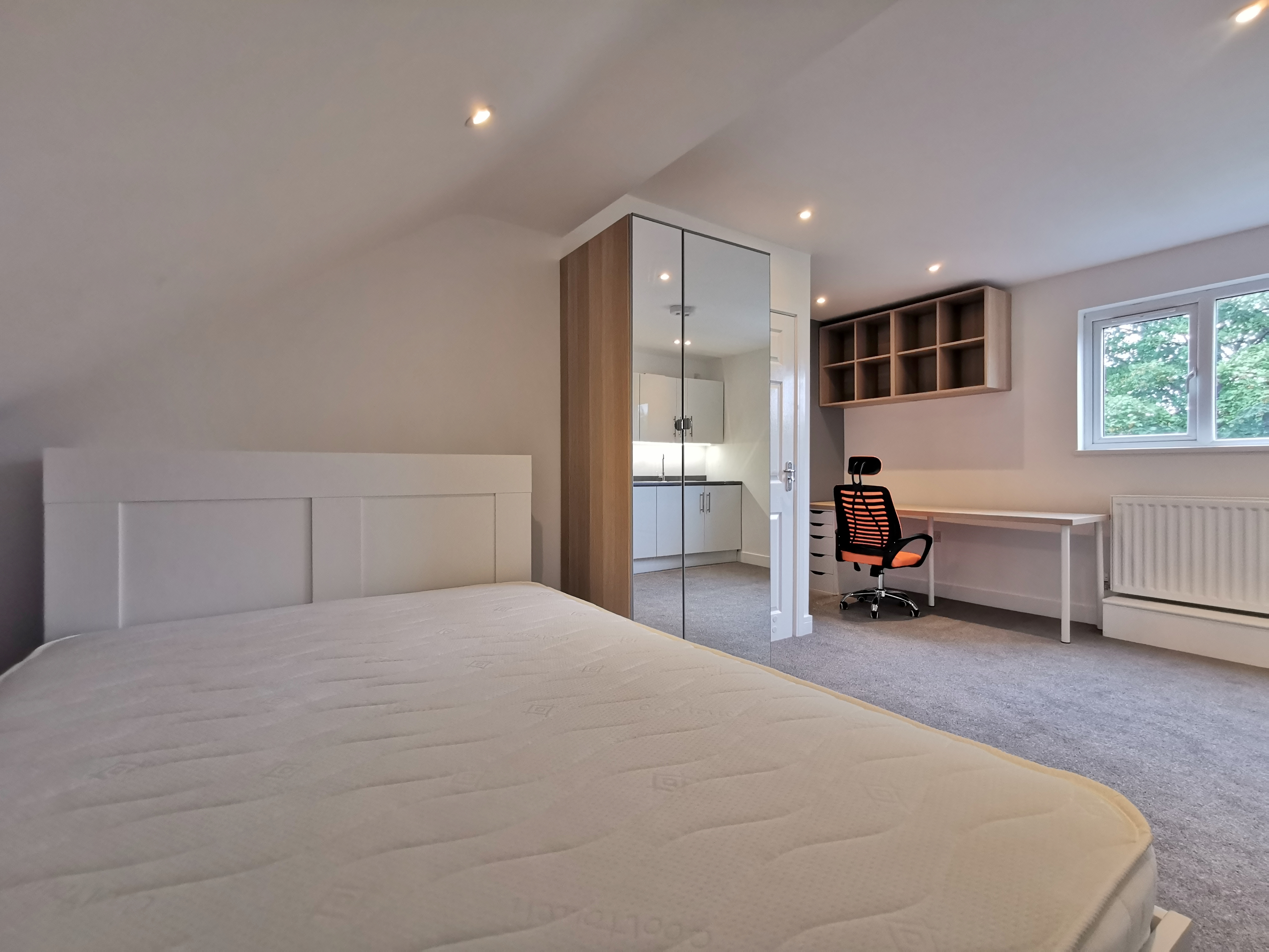 1 Bed house to Rent in Beeston | NG9 2GL - Image 4