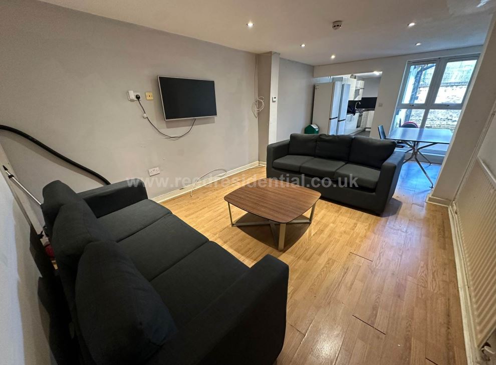 6 Bed house to Rent in Lenton | NG7 1SG - Image 4