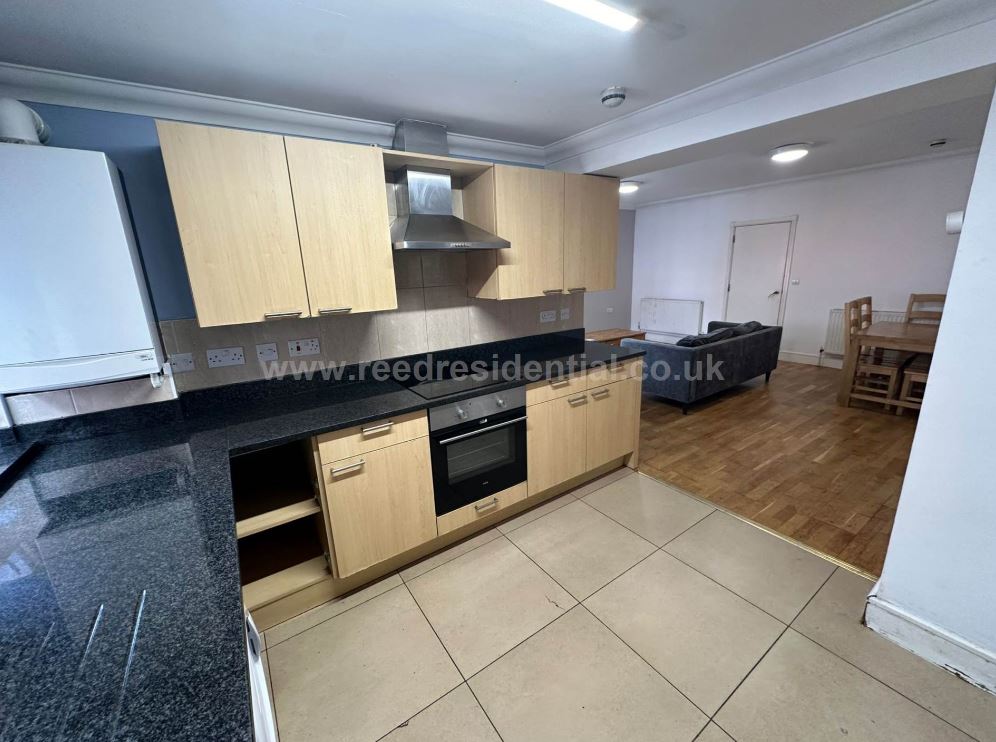 6 Bed flat to Rent in Lenton | NG7 2HE - Image 3