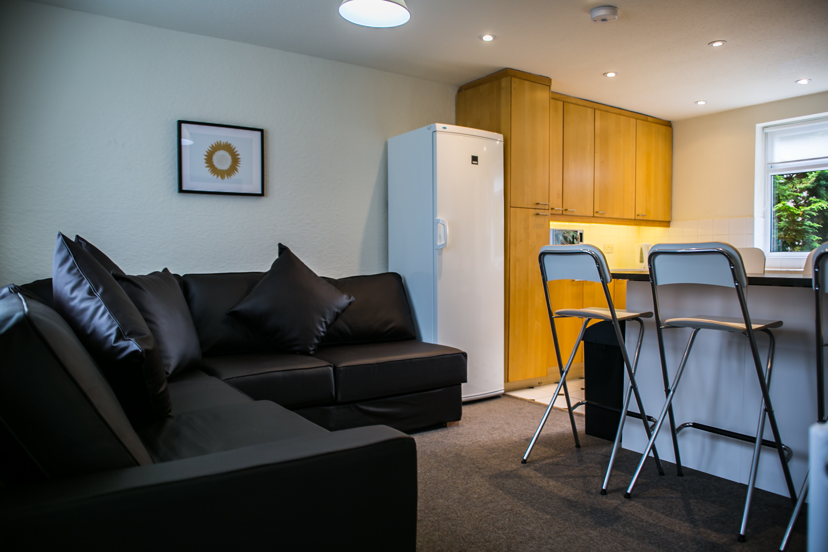 6 Bed house to Rent in Harborne | B17 0LD - Image 2