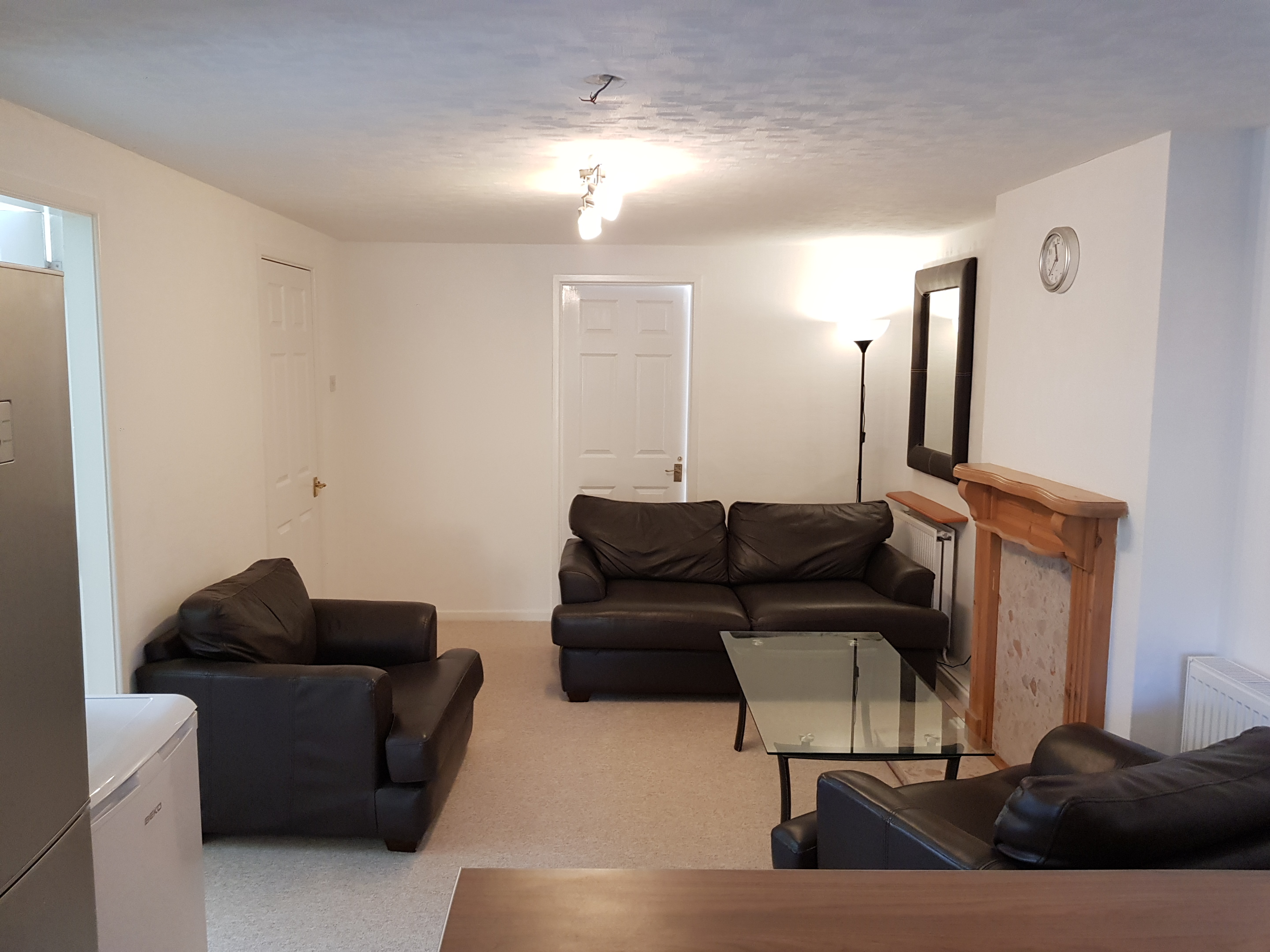 3 Bed flat to Rent in Edgbaston | B16 9BJ - Image 1