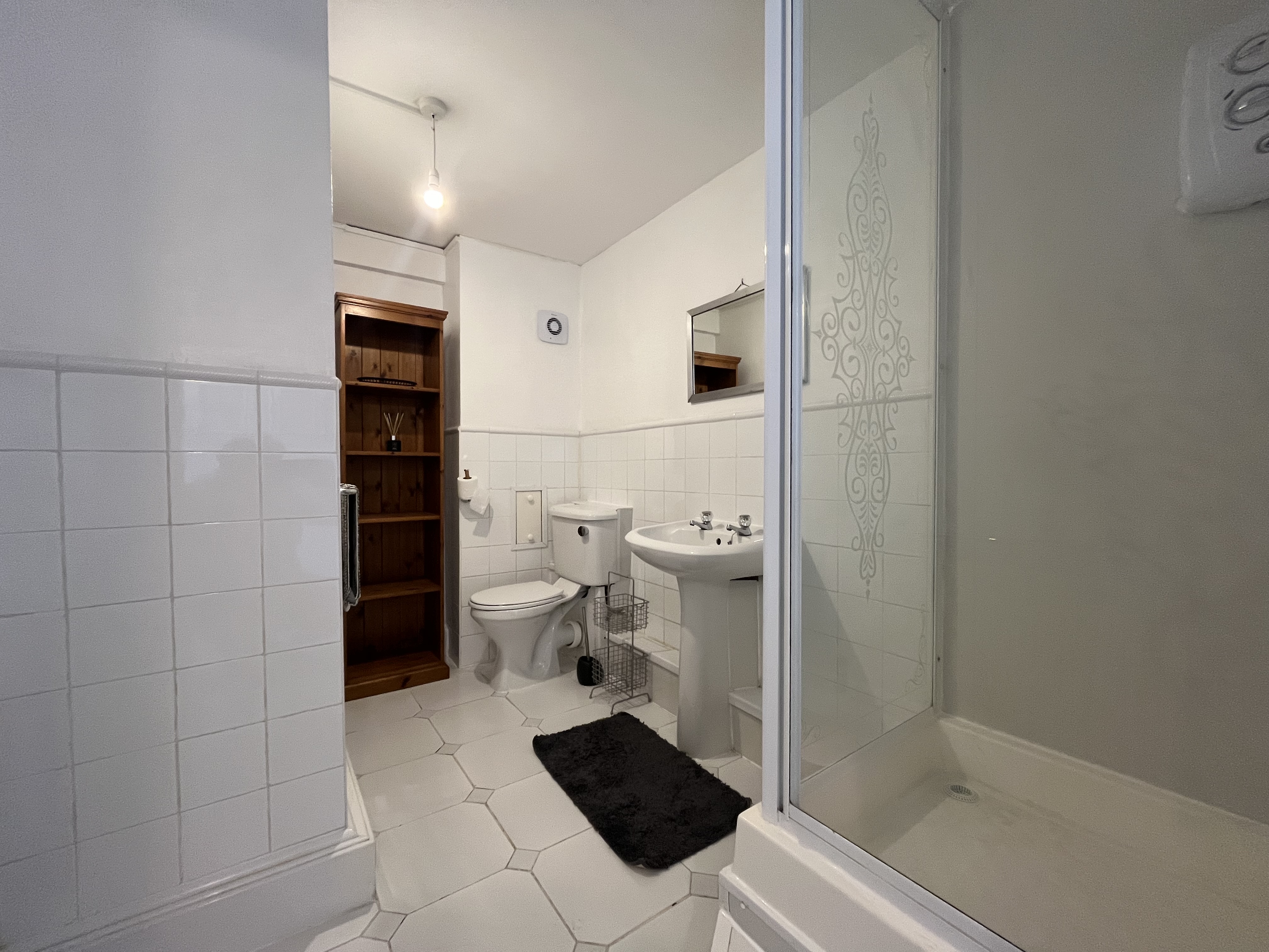 3 Bed flat to Rent in Edgbaston | B16 9BJ - Image 4
