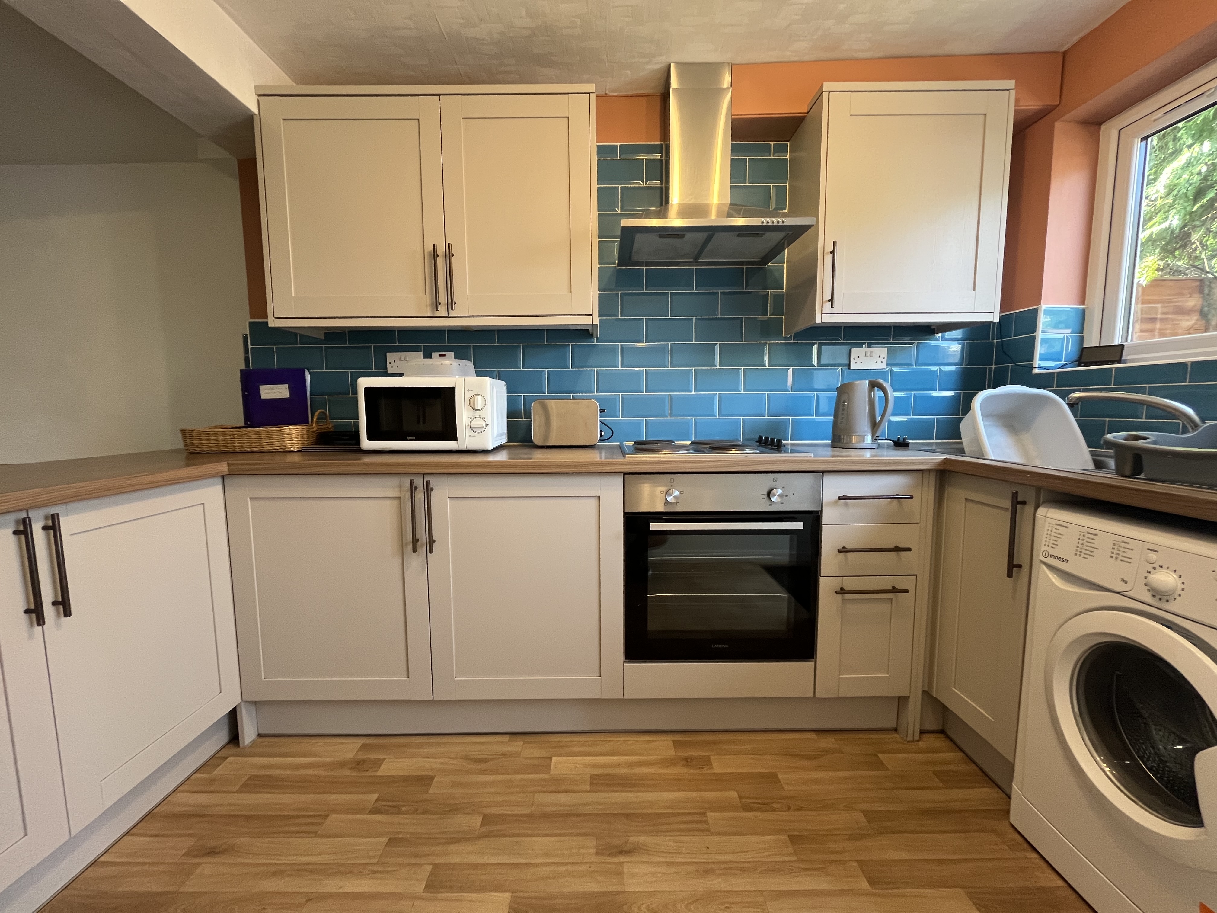 3 Bed flat to Rent in Edgbaston | B16 9BJ - Image 3