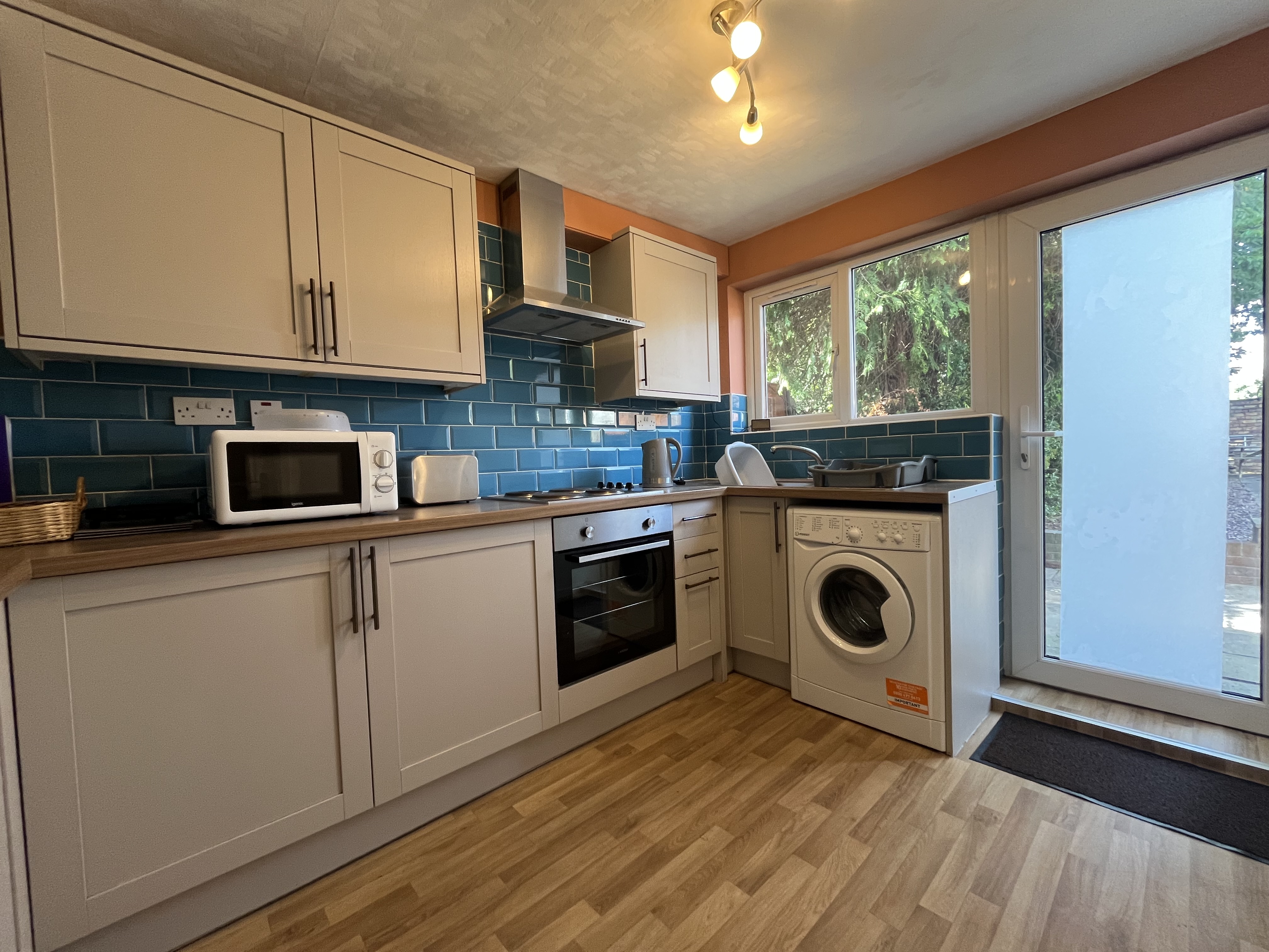 3 Bed flat to Rent in Edgbaston | B16 9BJ - Image 2