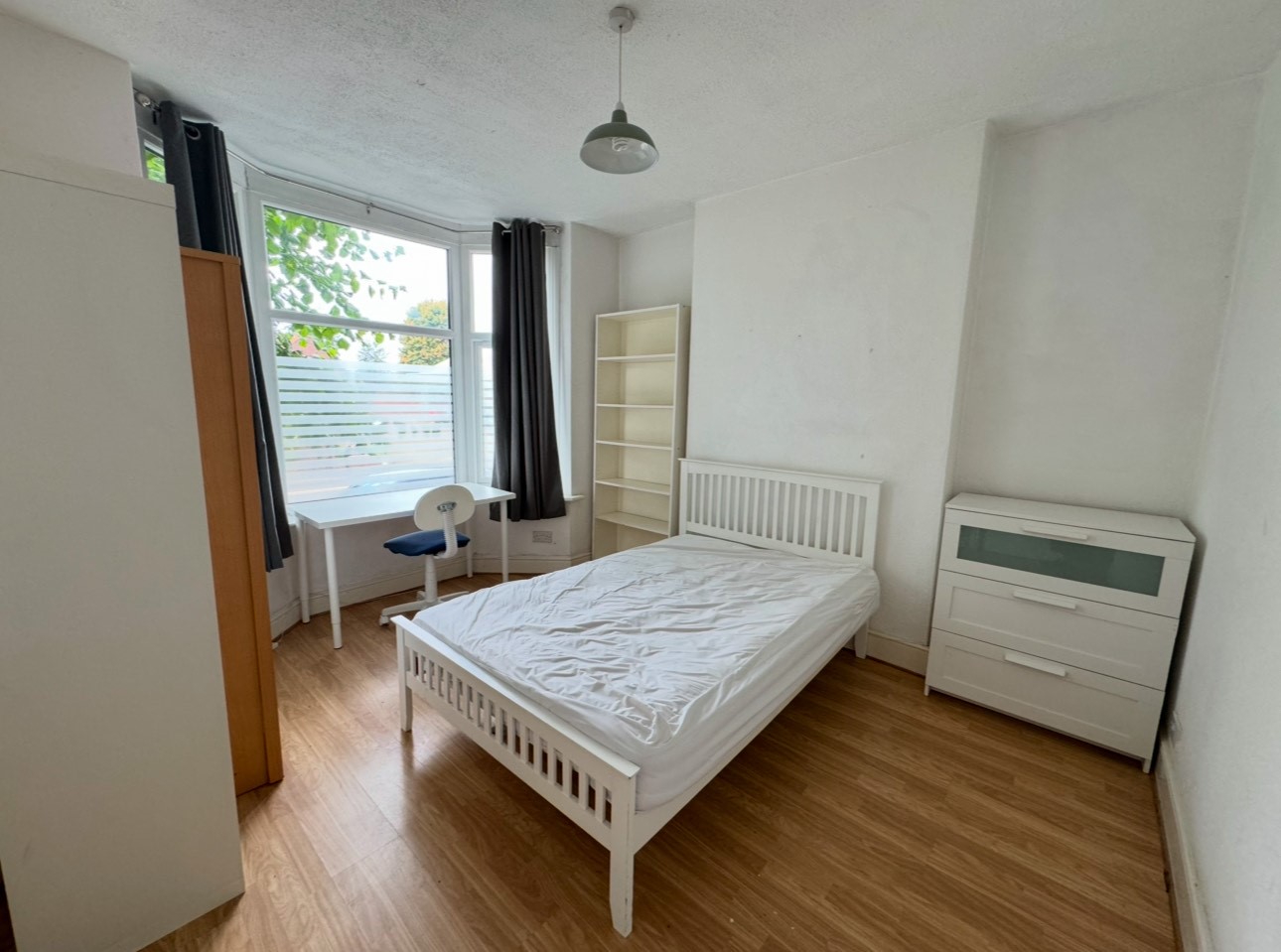 5 Bed house to Rent in Lenton | NG7 2BZ - Image 3