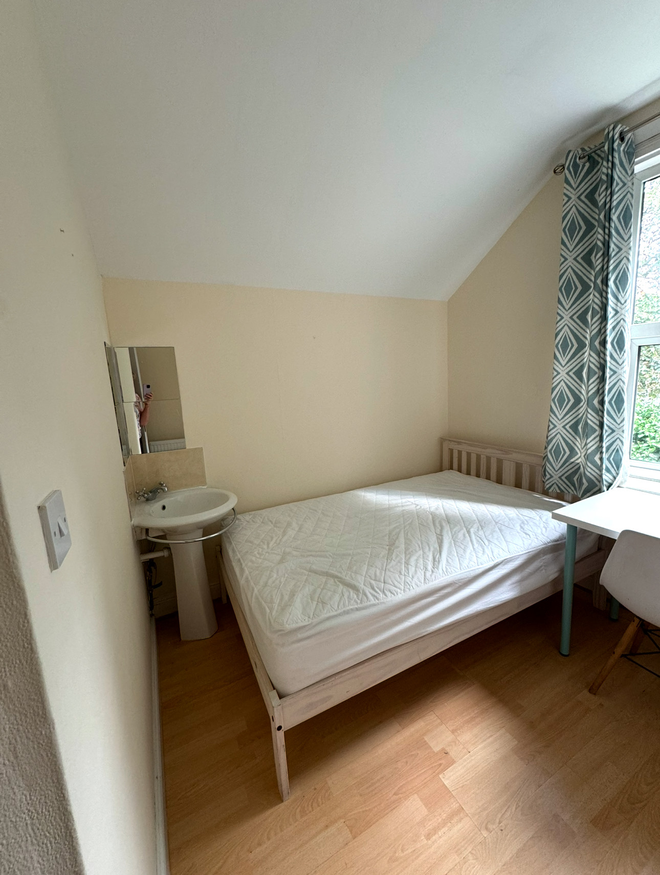 5 Bed house to Rent in Lenton | NG7 2BZ - Image 5