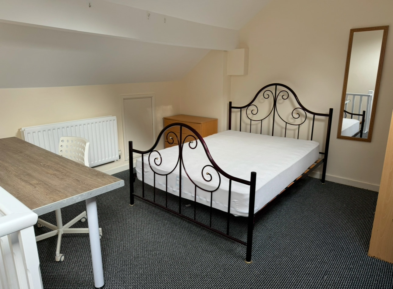 5 Bed house to Rent in Lenton | NG7 2BZ - Image 6