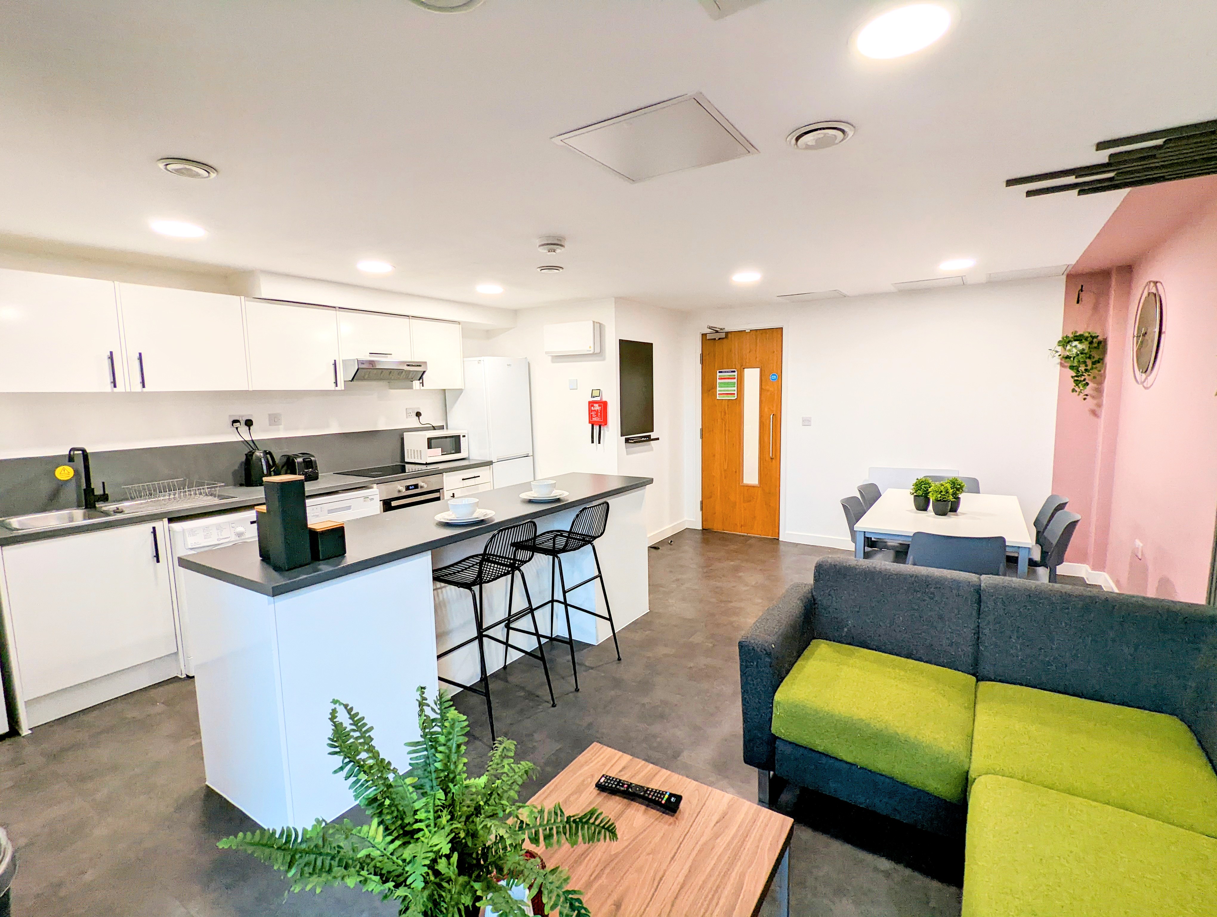 1 Bed flat to Rent in Five Ways | B15 1PL - Image 4