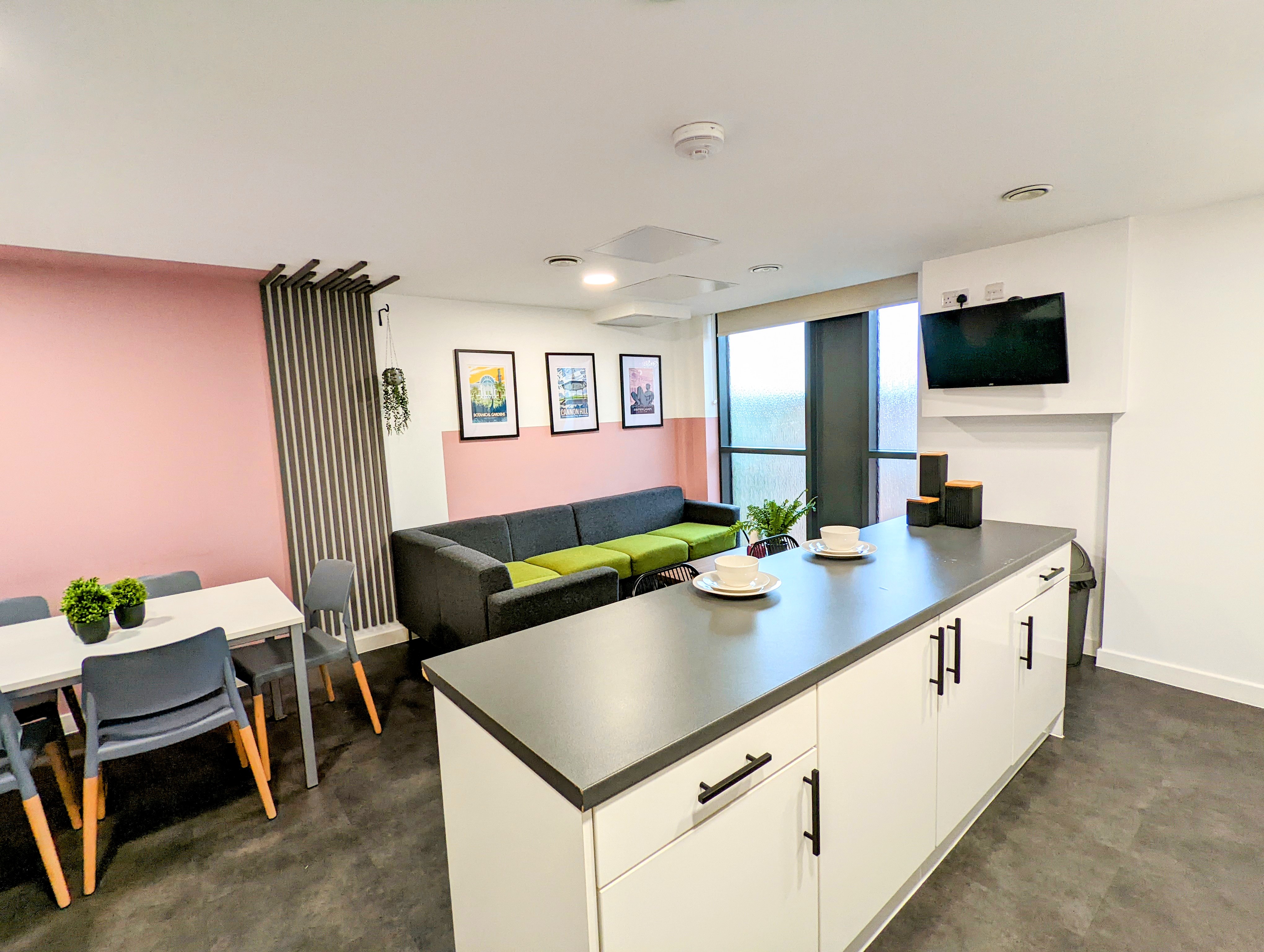 1 Bed flat to Rent in Five Ways | B15 1PL - Image 3