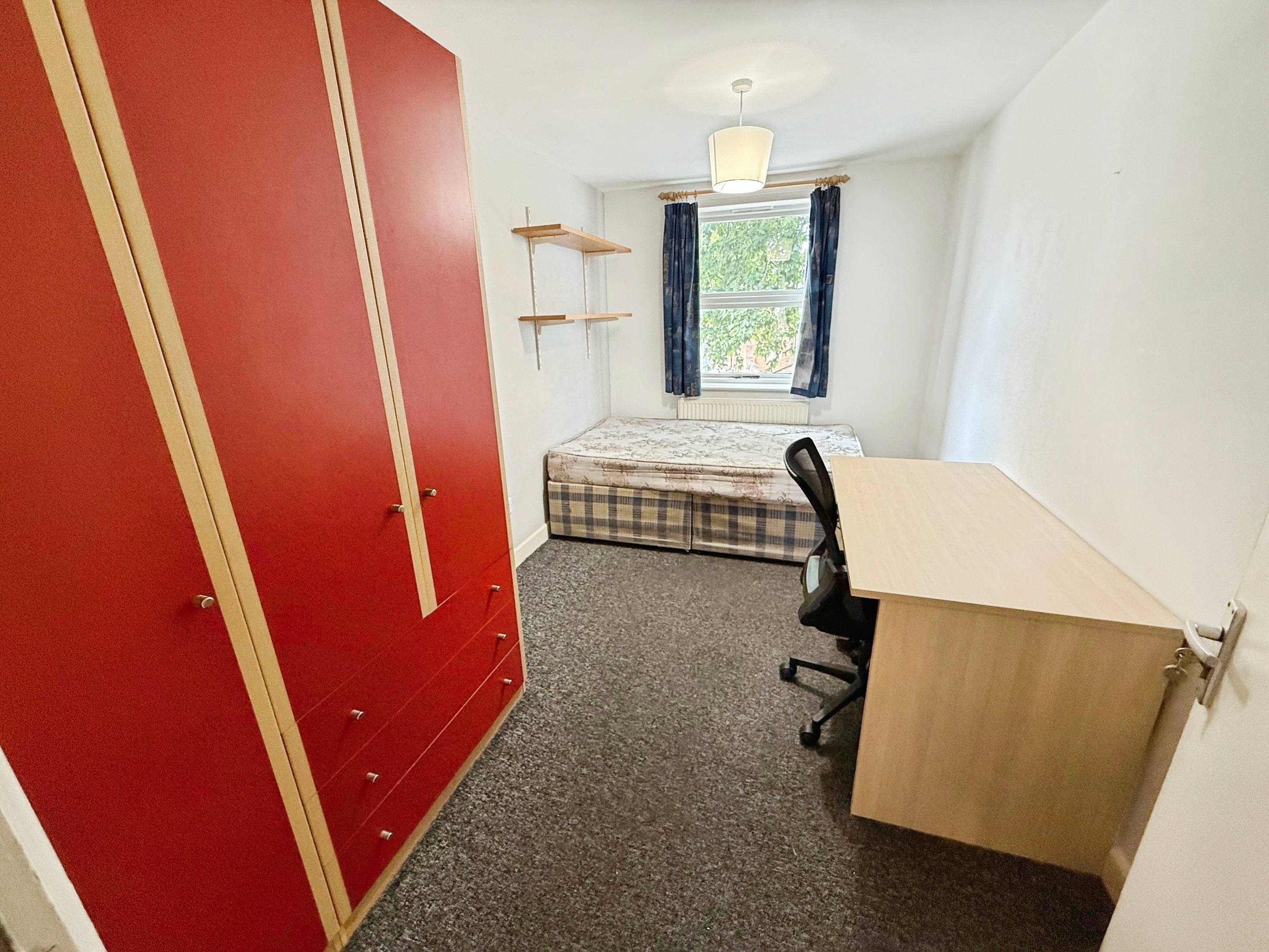 4 Bed flat to Rent in Lenton | NG7 1HP - Image 6