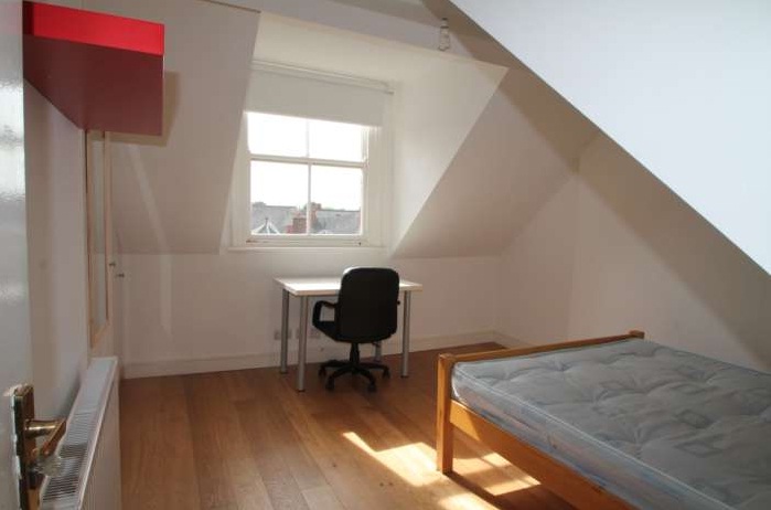 1 Bed house to Rent in Lenton | NG7 1QN - Image 3