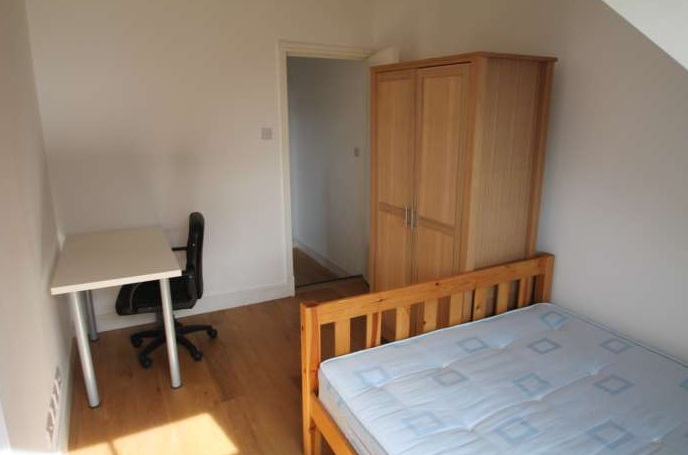 1 Bed house to Rent in Lenton | NG7 1QN - Image 4
