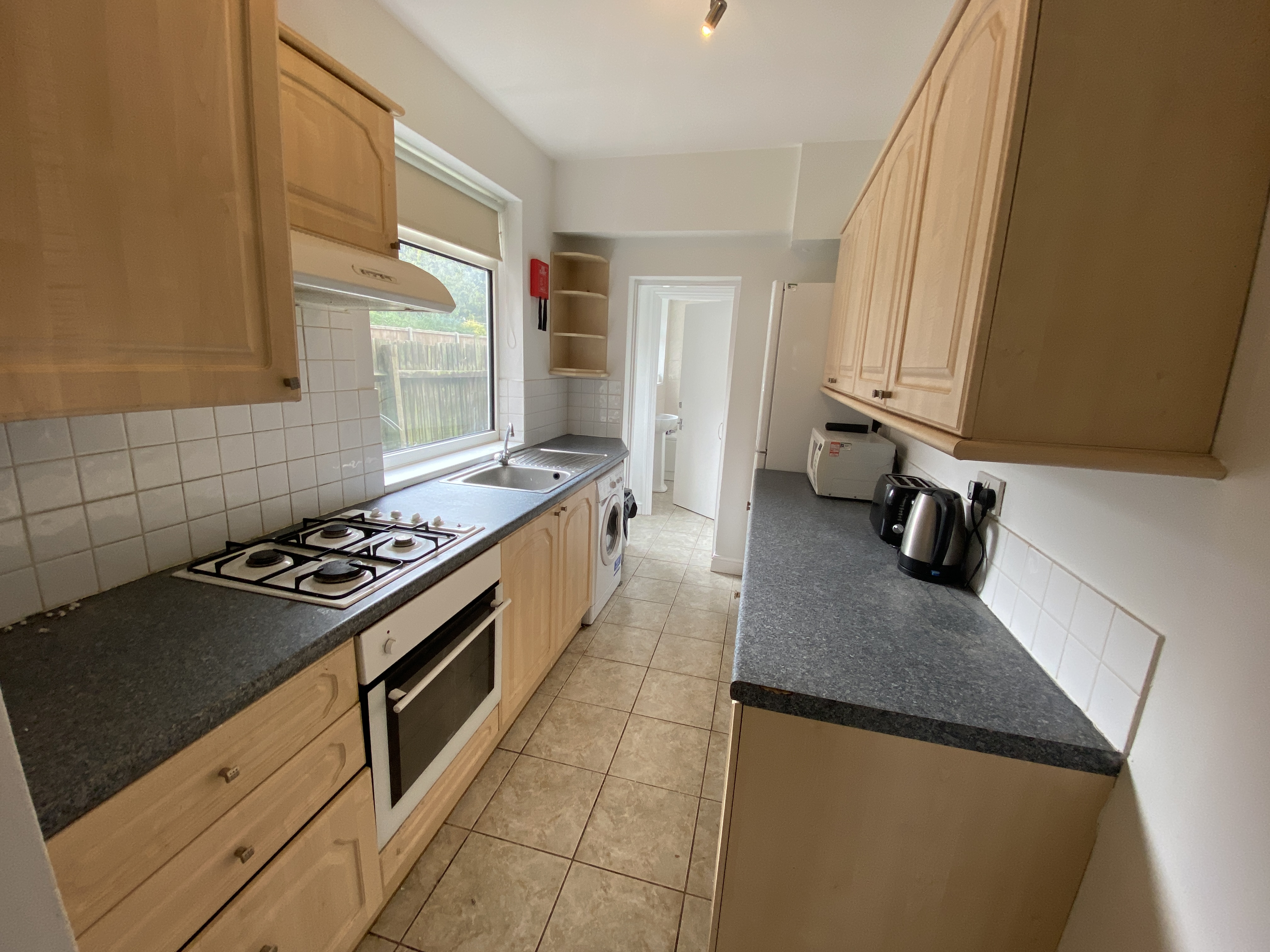 4 Bed house to Rent in Selly Park | B29 7PY - Image 5