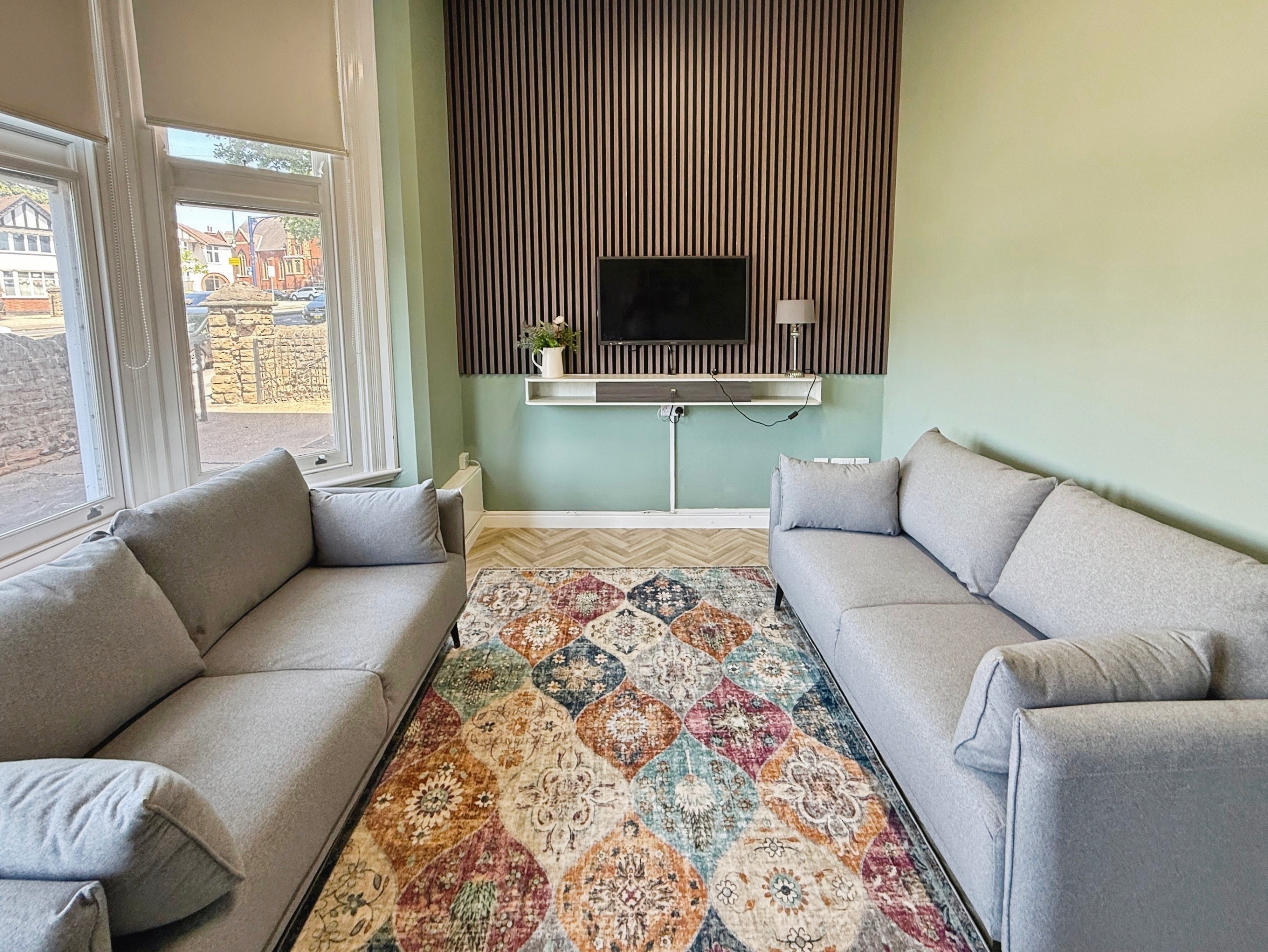 8 Bed house to Rent in Lenton | NG7 1QN - Image 3