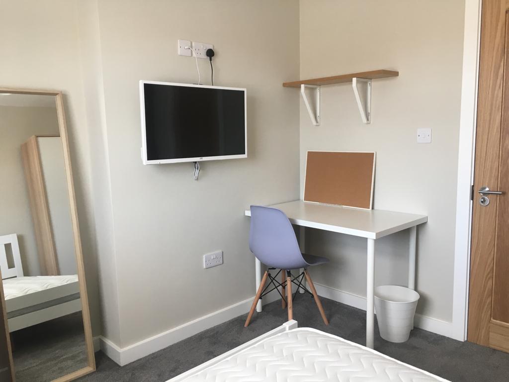 5 Bed house to Rent in Edgbaston | B16 9DY - Image 6