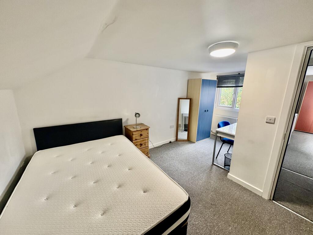 6 Bed house to Rent in City Centre | NG3 1DL - Image 5
