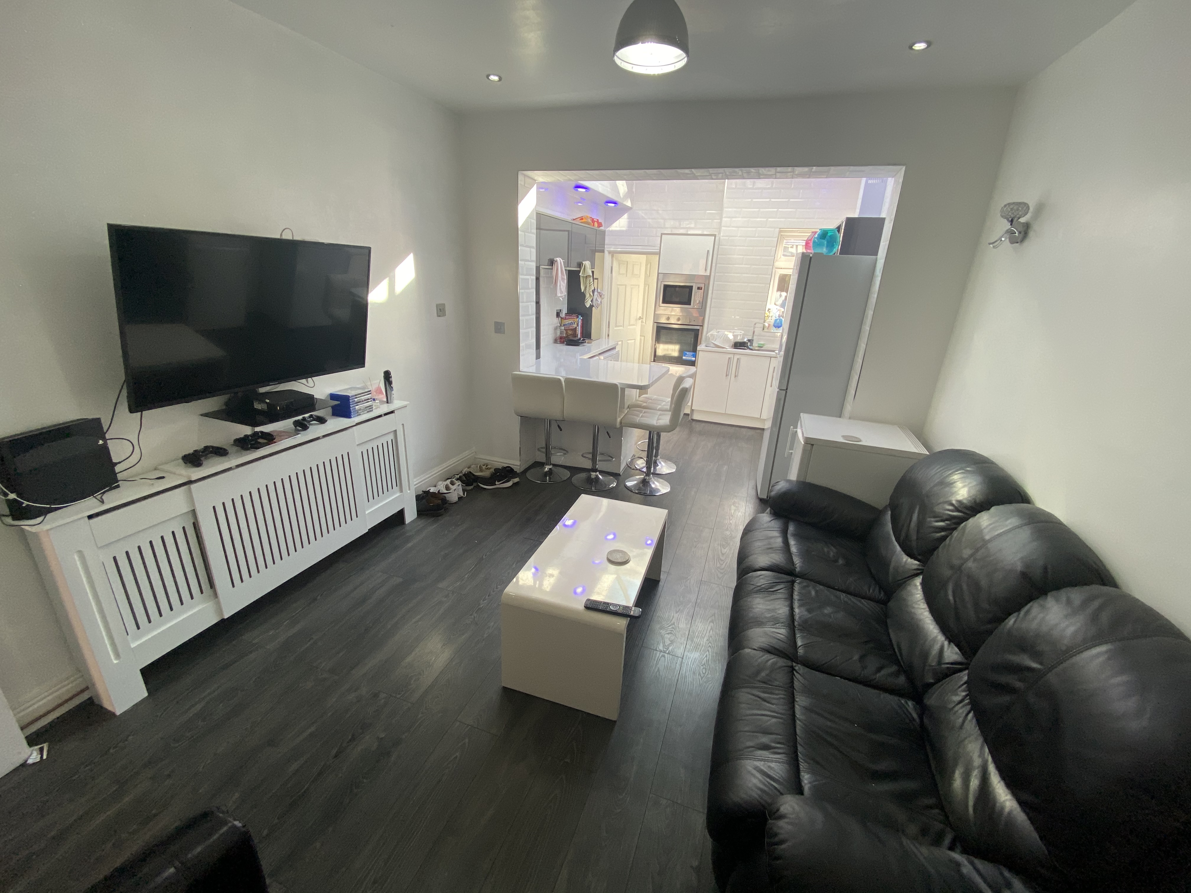 4 Bed house to Rent in Edgbaston | B16 9DY - Image 3