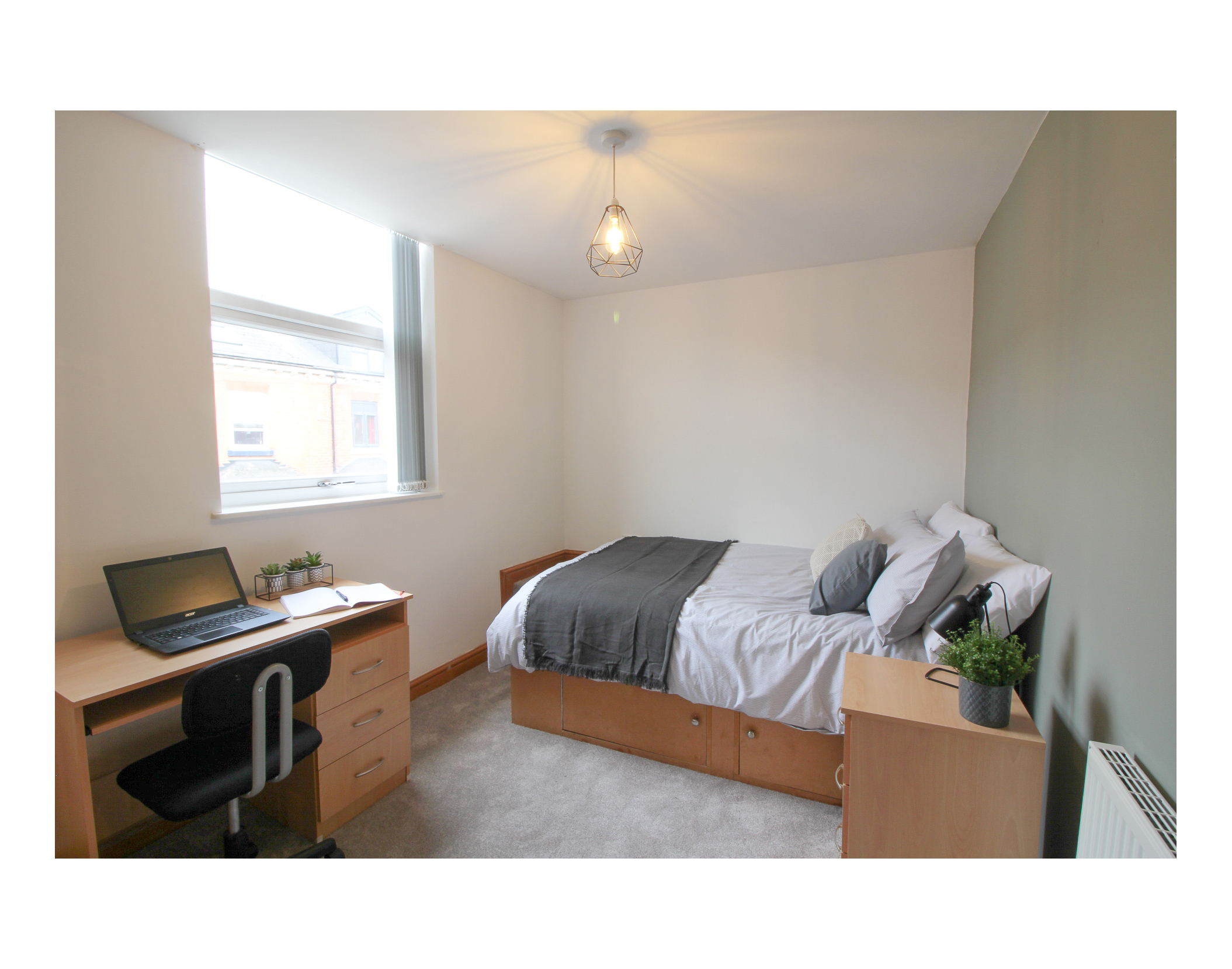 6 Bed house to Rent in Selly Oak | B29 6AW - Image 1