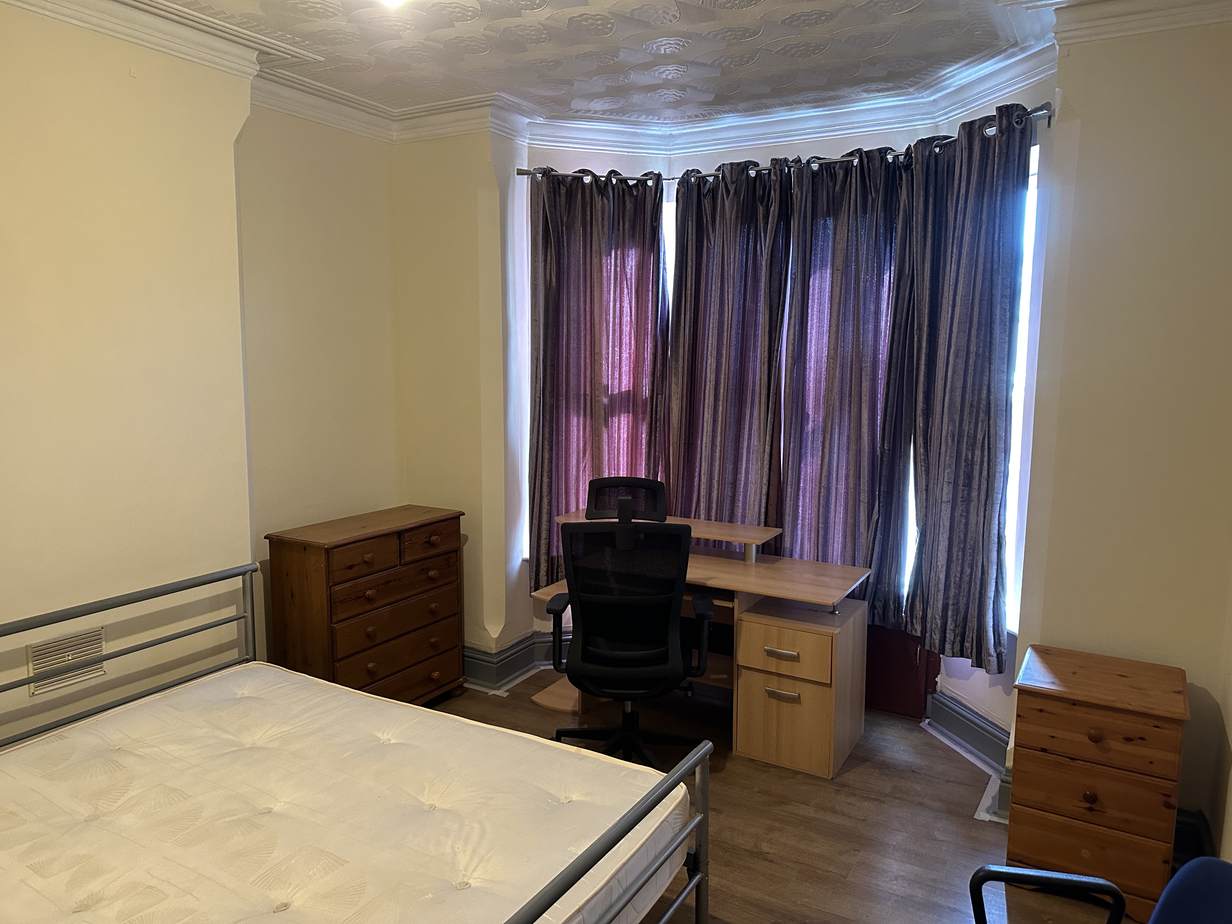 7 Bed house to Rent in Lenton | NG7 1NU - Image 3